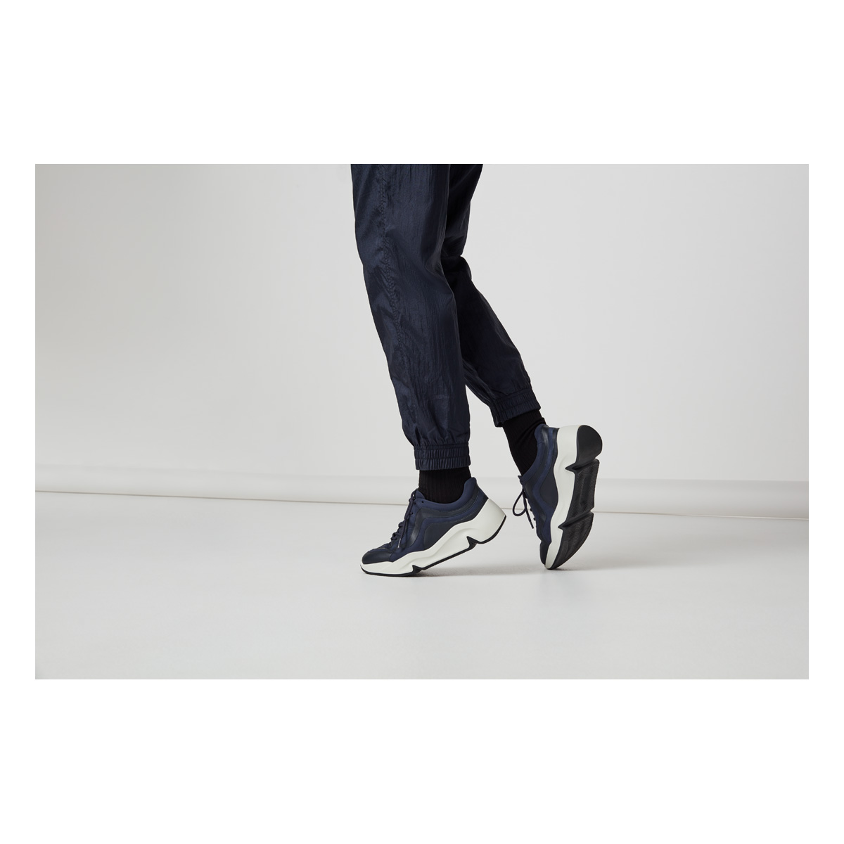 Кроссовки ECCO CHUNKY SNEAKER W 203103/50769