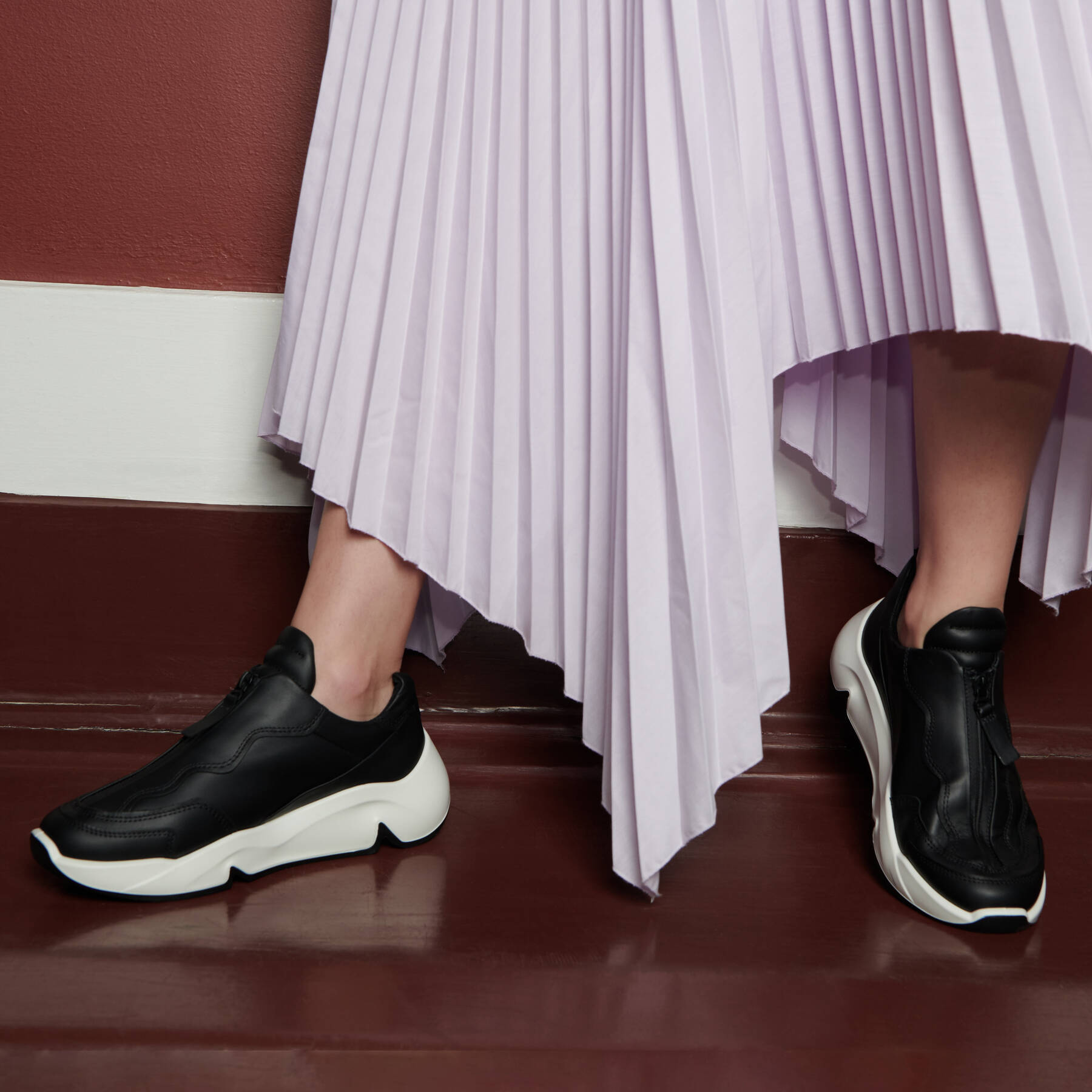 Кроссовки ECCO CHUNKY SNEAKER W 203123/01001