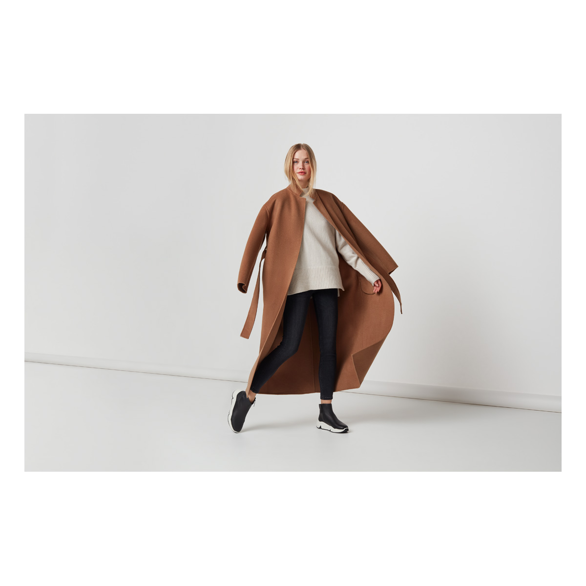 Ботинки ECCO CHUNKY SNEAKER W 203133/01001