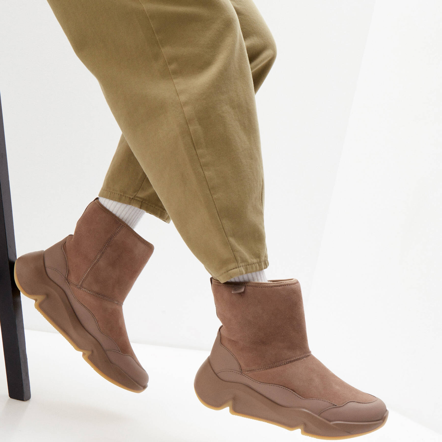 Полусапоги ECCO CHUNKY SNEAKER W 203203/60418