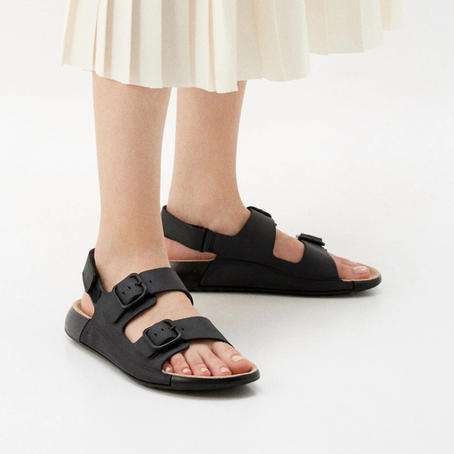 Сандалии ECCO COZMO W 206903/02001