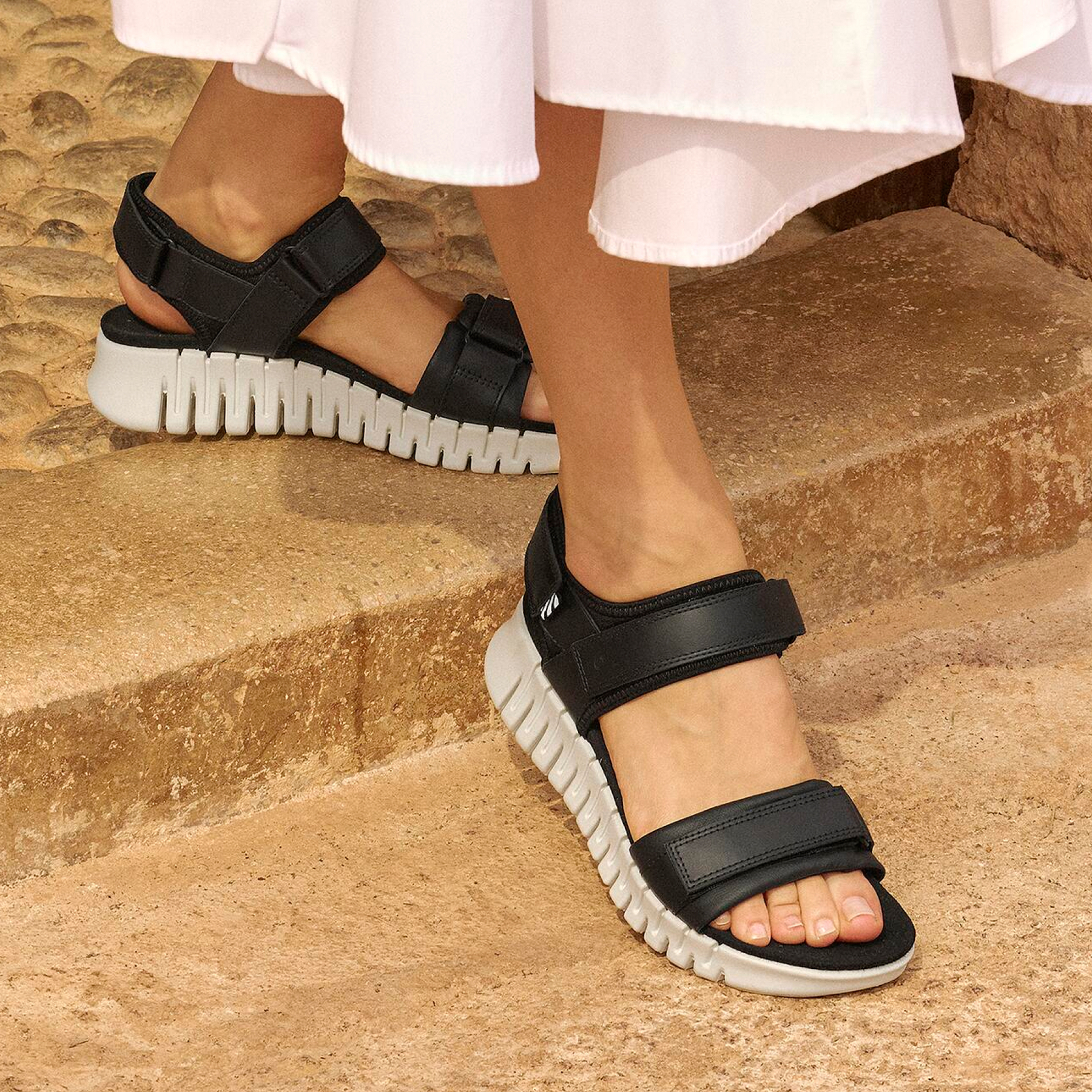 Сандалии ECCO GRUUV SOL W 213103/01001