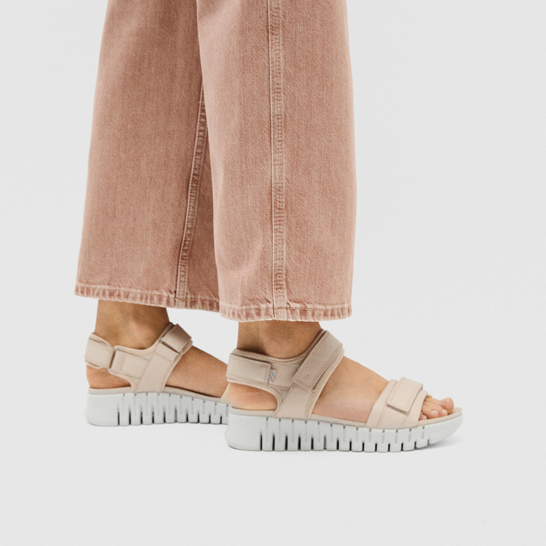 Сандалии ECCO GRUUV SOL W 213103/01378