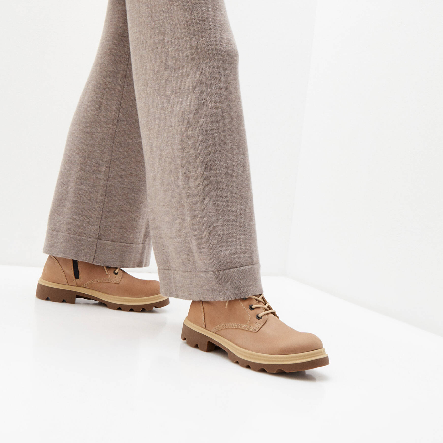 Ботинки ECCO GRAINER W 214723/02631