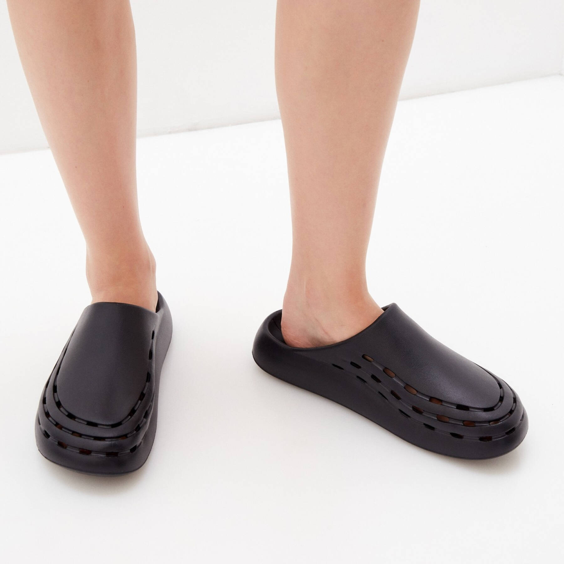 Шлепанцы ECCO COZMO FOAM CLOG W 215903/00101