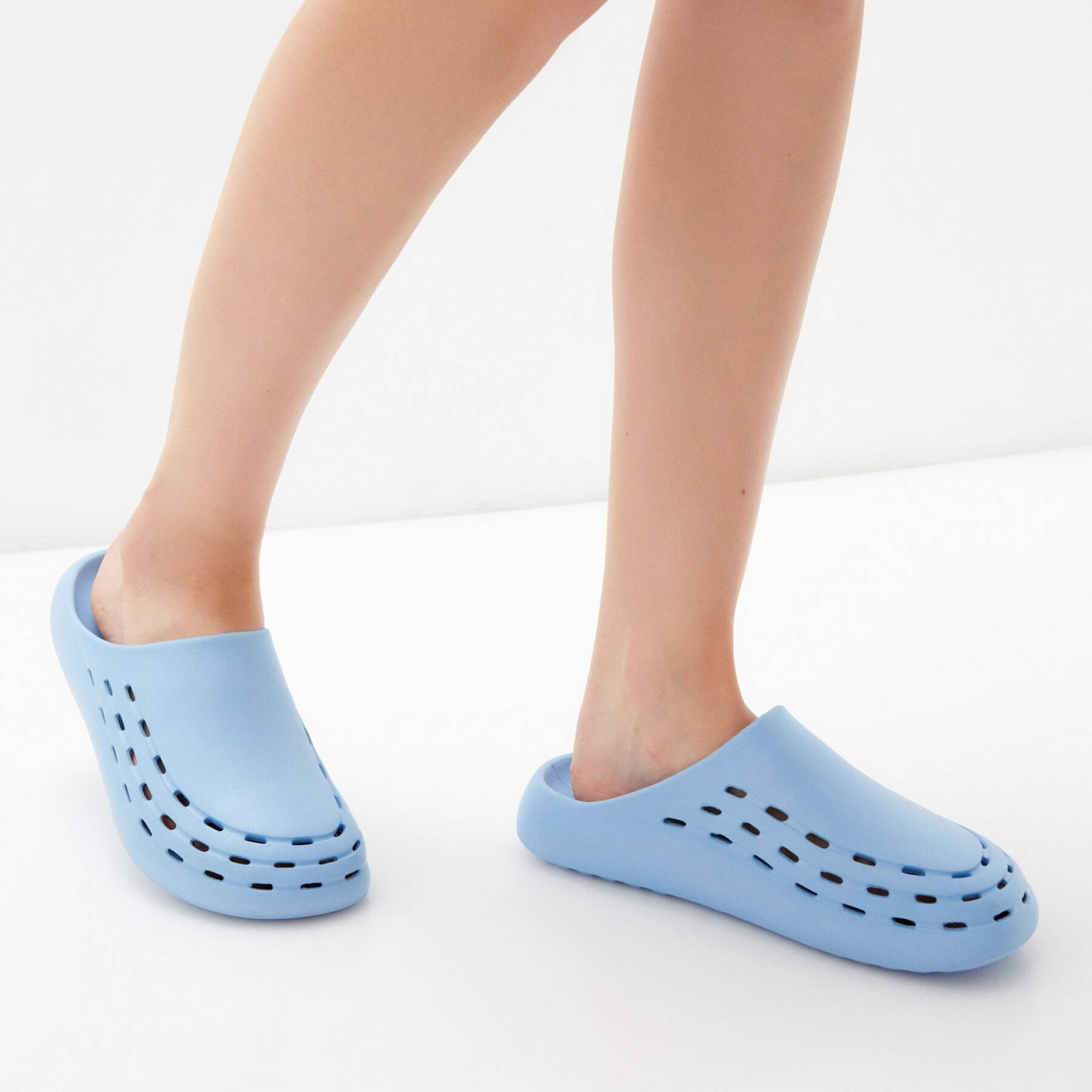 Шлепанцы ECCO COZMO FOAM CLOG W 215903/60865