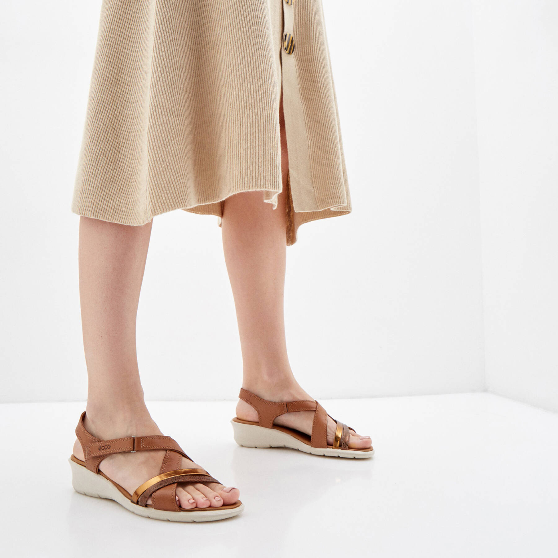 Босоножки ECCO FELICIA SANDAL 216513/50910