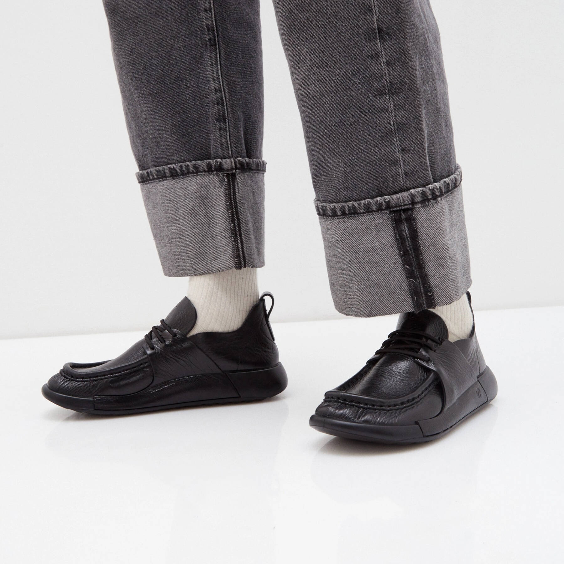 Полуботинки ECCO COZMO SHOE W 217803/01001