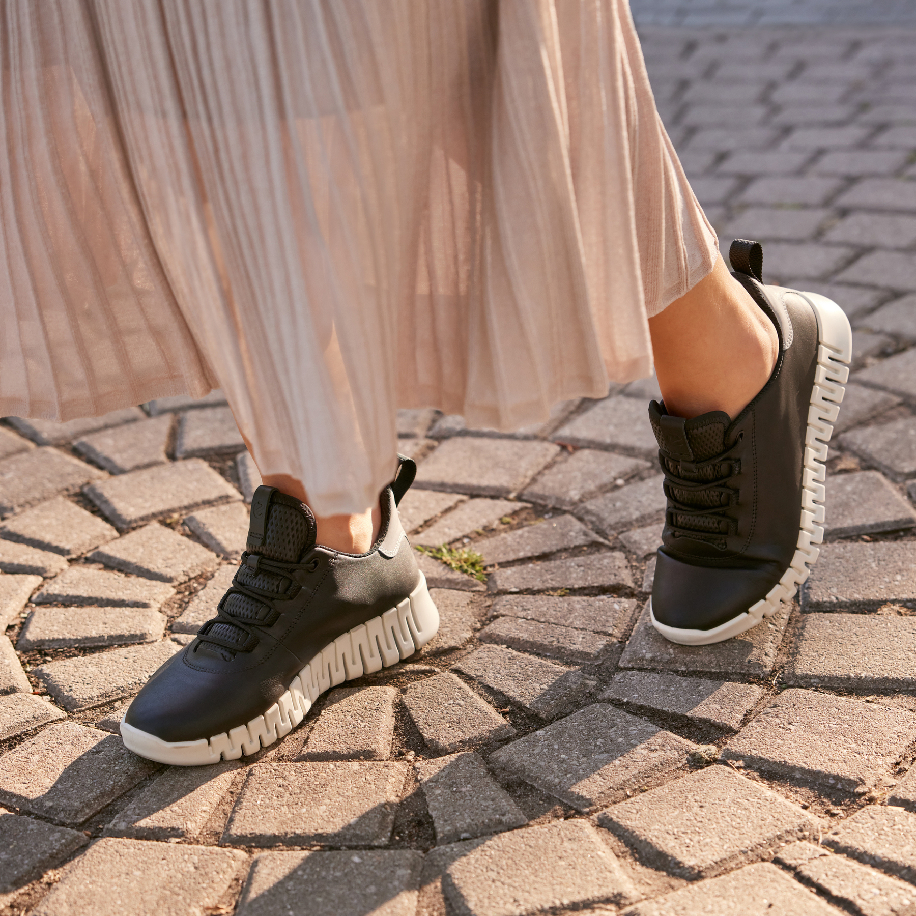 Кроссовки ECCO GRUUV W 218203/60719