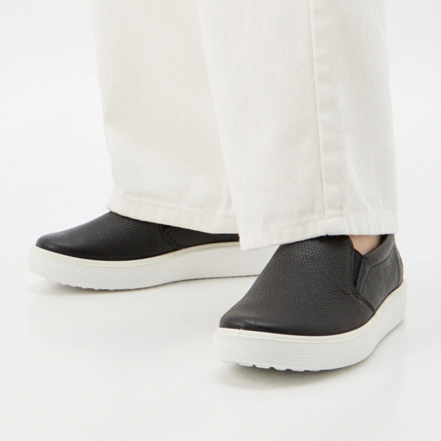 Слипоны ECCO SOFT 60 W 219253/01001