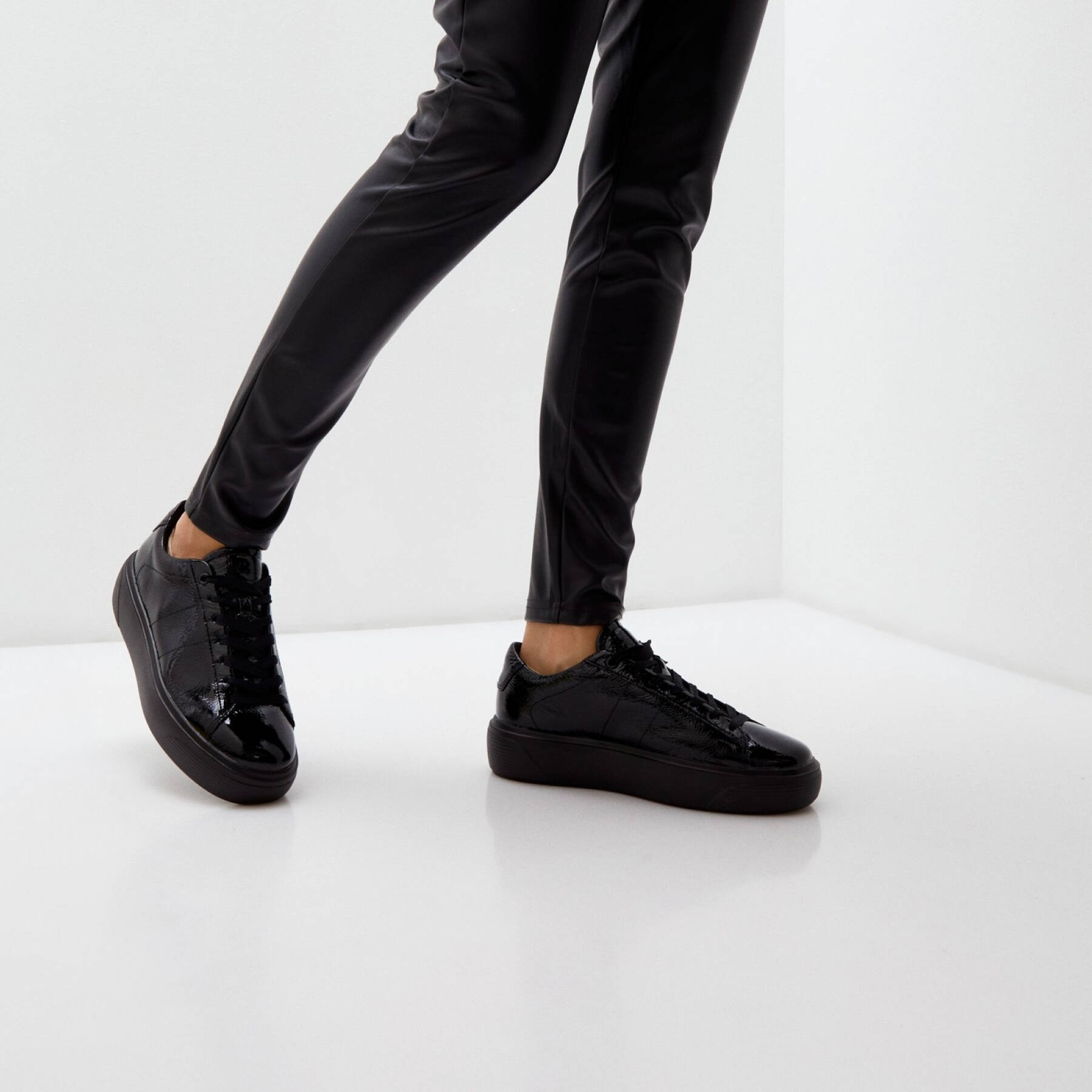 Кеды ECCO STREET PLATFORM W 219513/04001