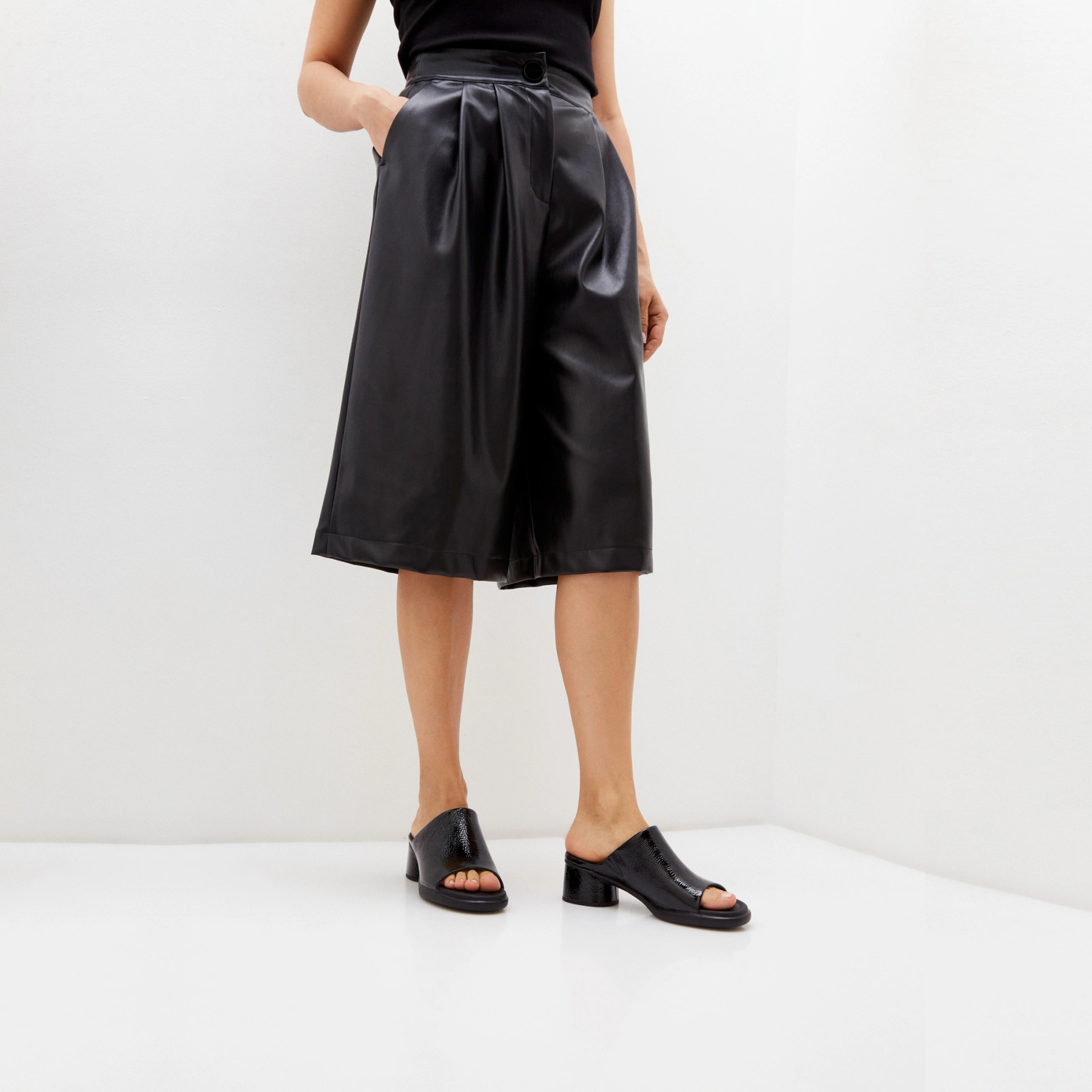 Босоножки ECCO SCULPTED SANDAL LX 35 222783/04001