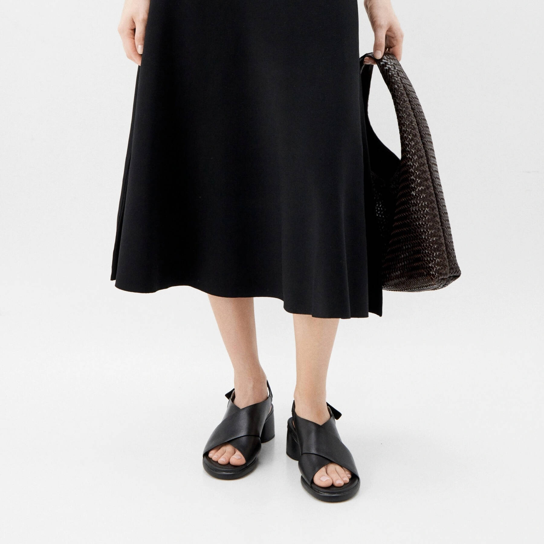 Босоножки ECCO SCULPTED SANDAL LX 35 222813/01001