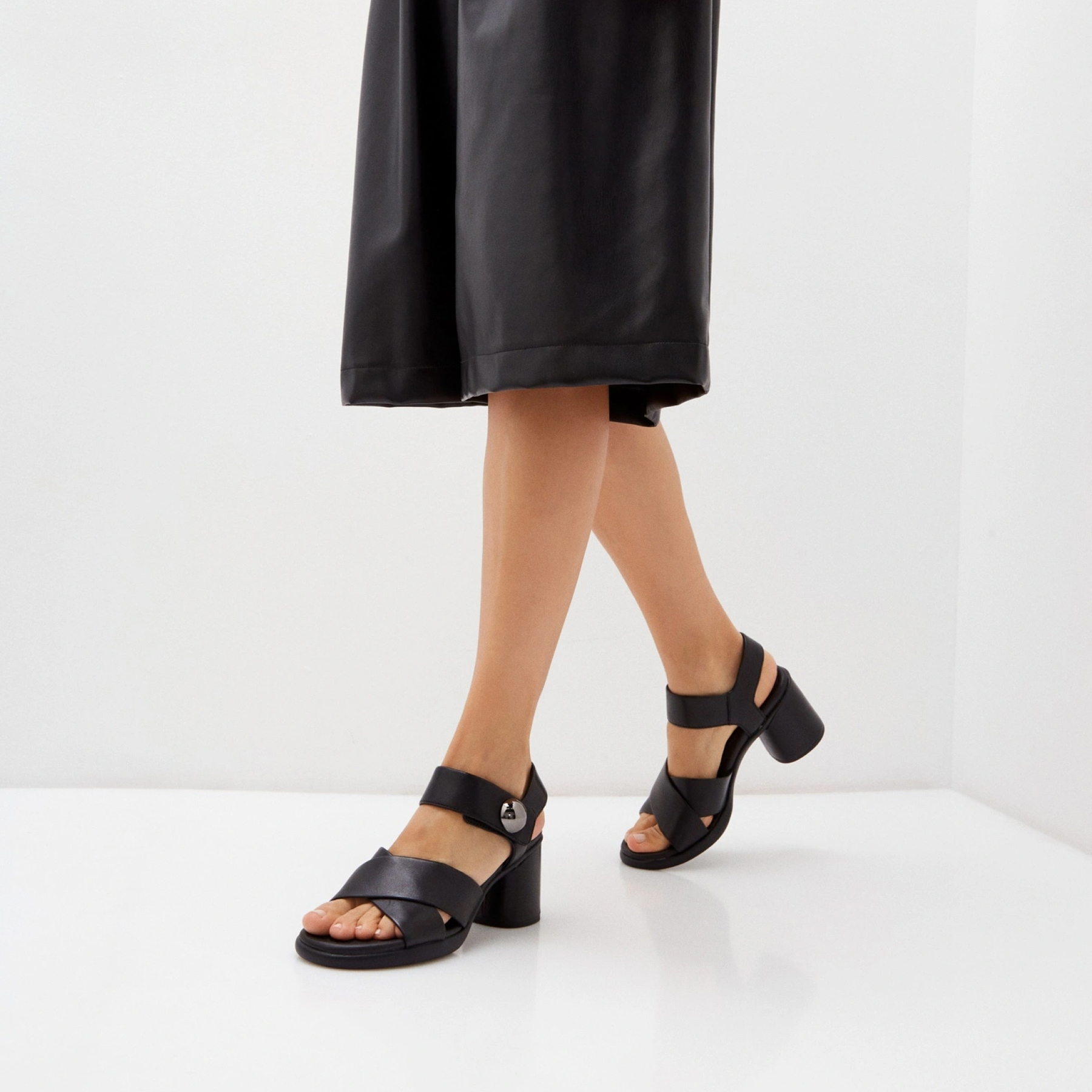 Босоножки ECCO SCULPTED SANDAL LX 55 222893/01001