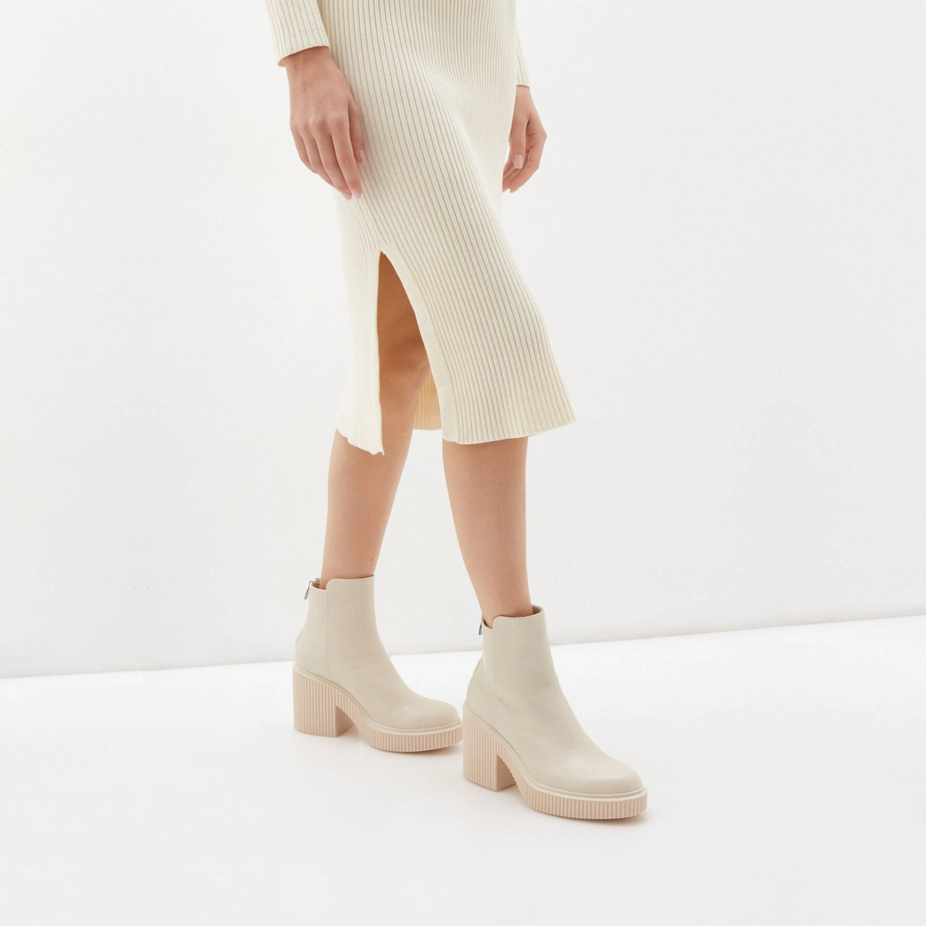 Ботильоны ECCO FLUTED HEEL 223003/01378