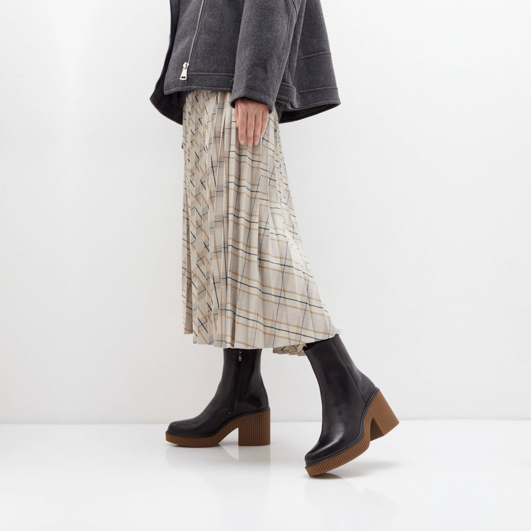 Ботильоны ECCO FLUTED HEEL 223033/01001