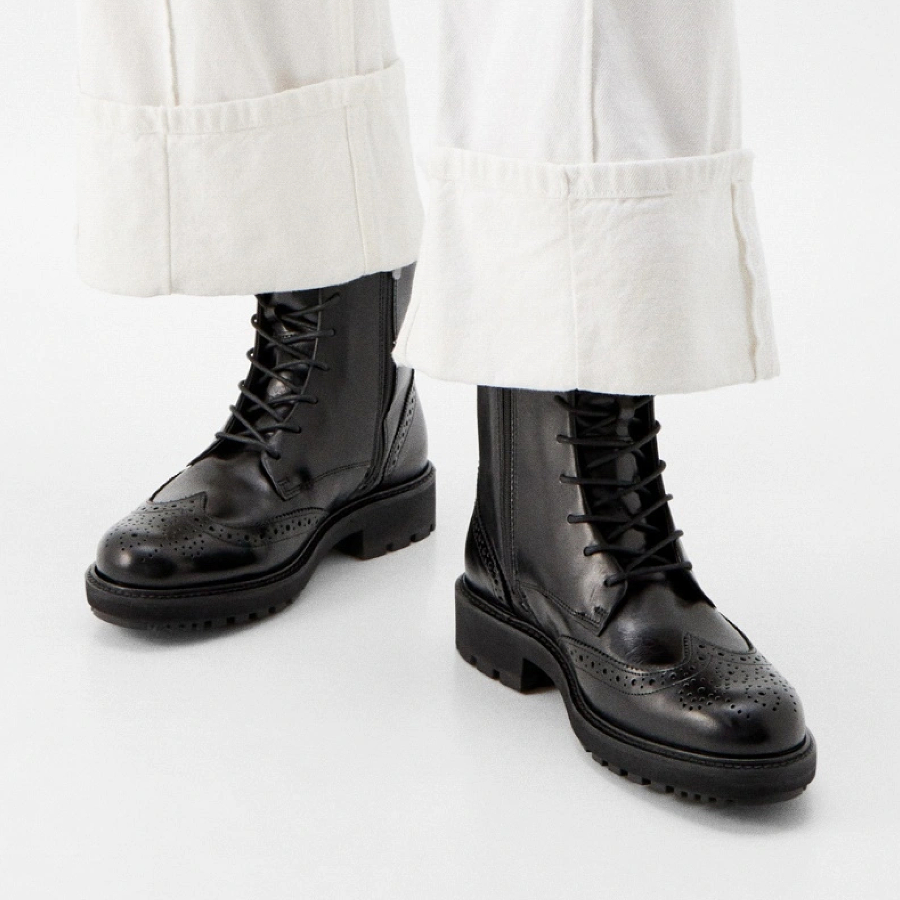 Ботинки ECCO METROPOLE OSLO W 232863/01001