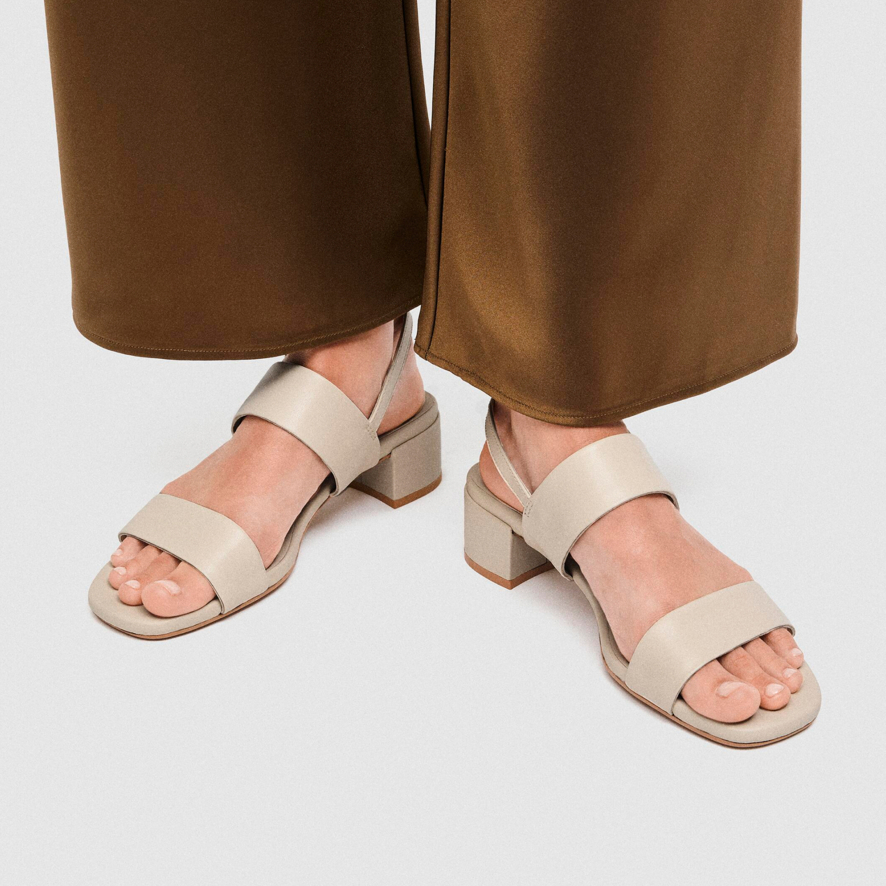 Босоножки ECCO LIVA SANDAL 35 250303/01378