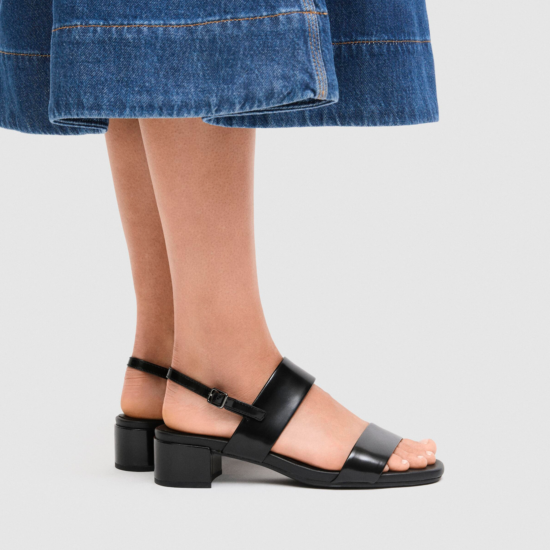 Босоножки ECCO LIVA SANDAL 35 250303/04001