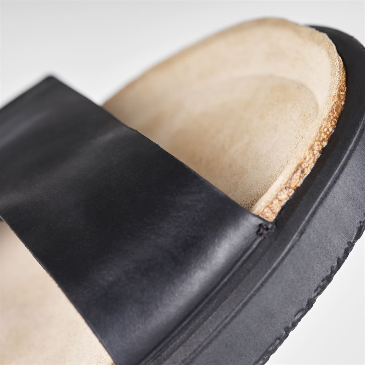 Сандалии ECCO CORKSPHERE SANDAL M 271814/01001