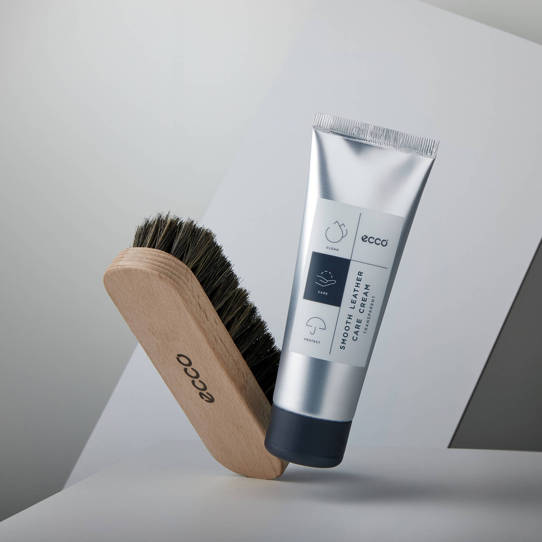 Крем на водной основе с аппликатором ECCO 40109/100