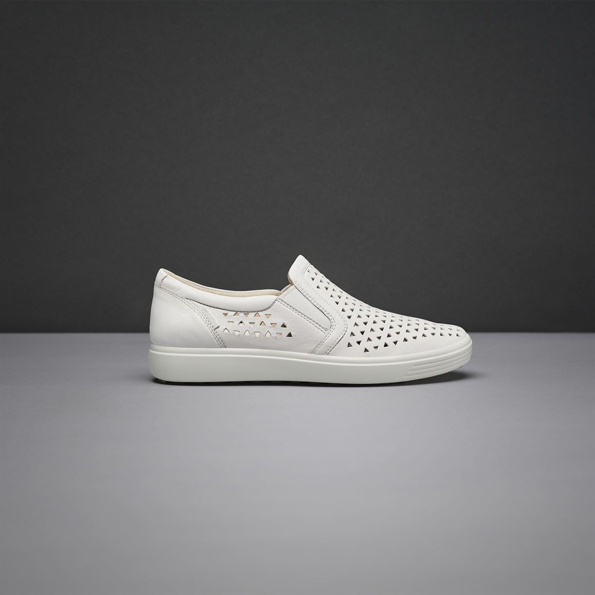 Слипоны ECCO SOFT 7 W 430813/01007