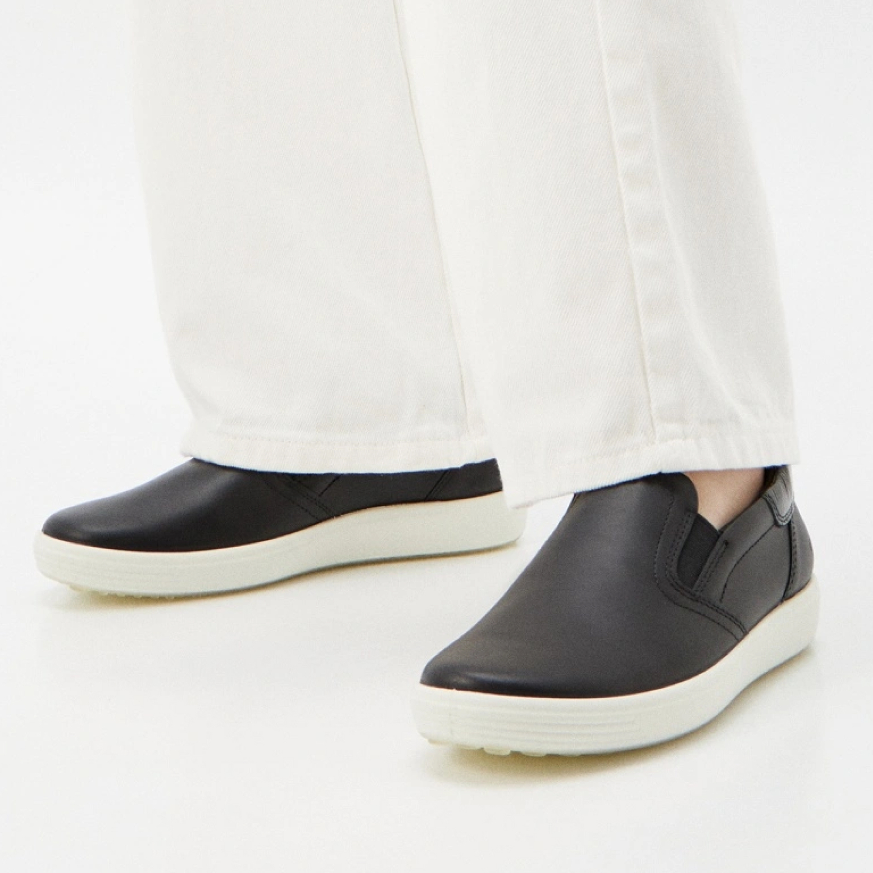 Слипоны ECCO SOFT 7 W 470853/61147