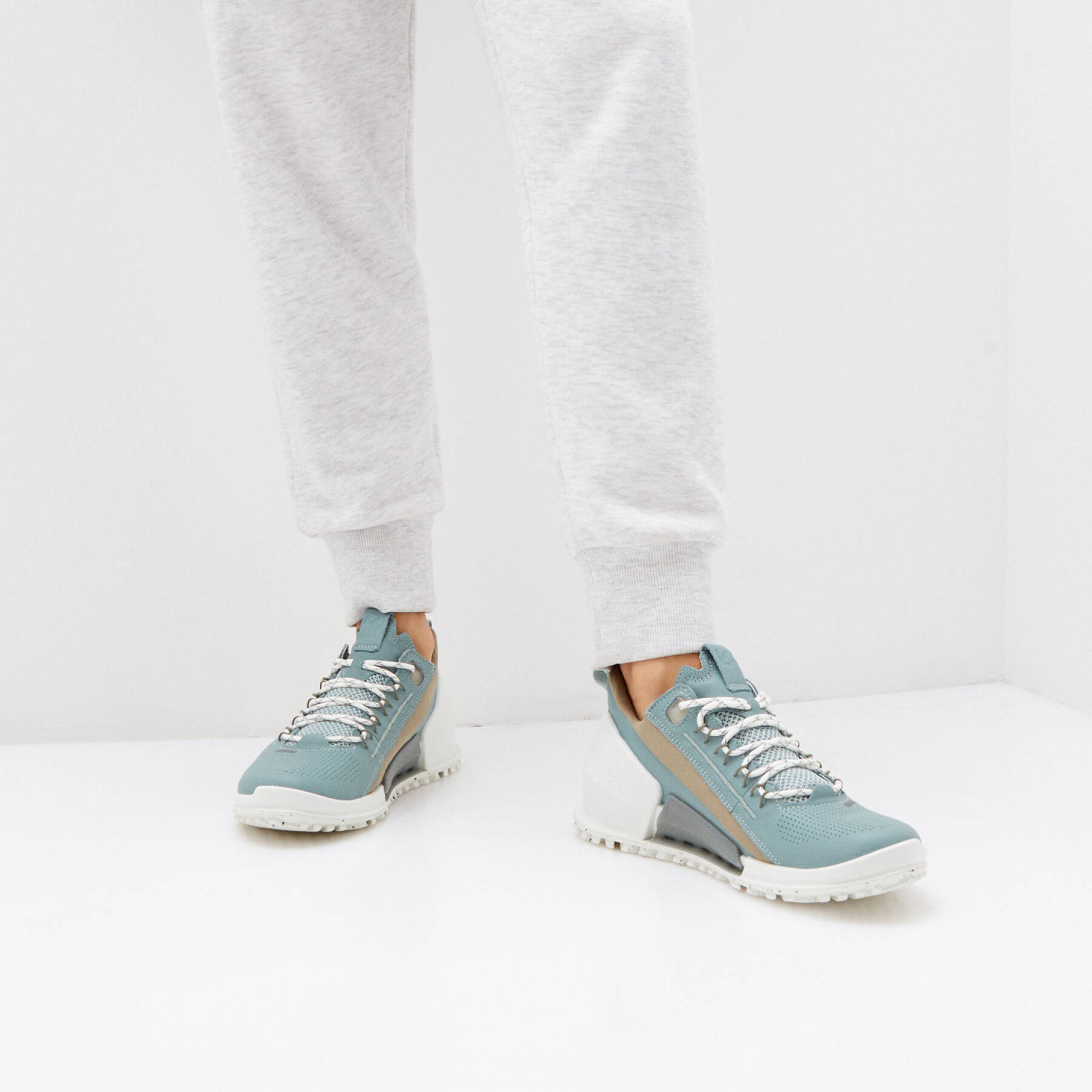 Кроссовки ECCO BIOM 2.0 W 800753/60640