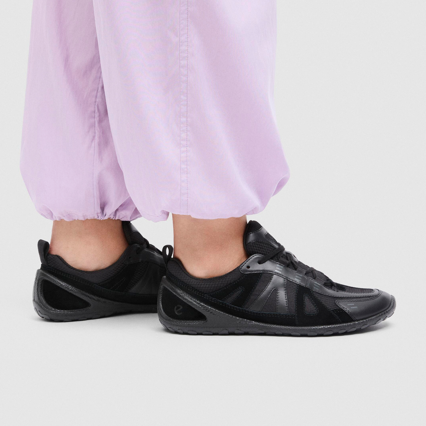 Кроссовки ECCO BIOM LITE W 802433/51094