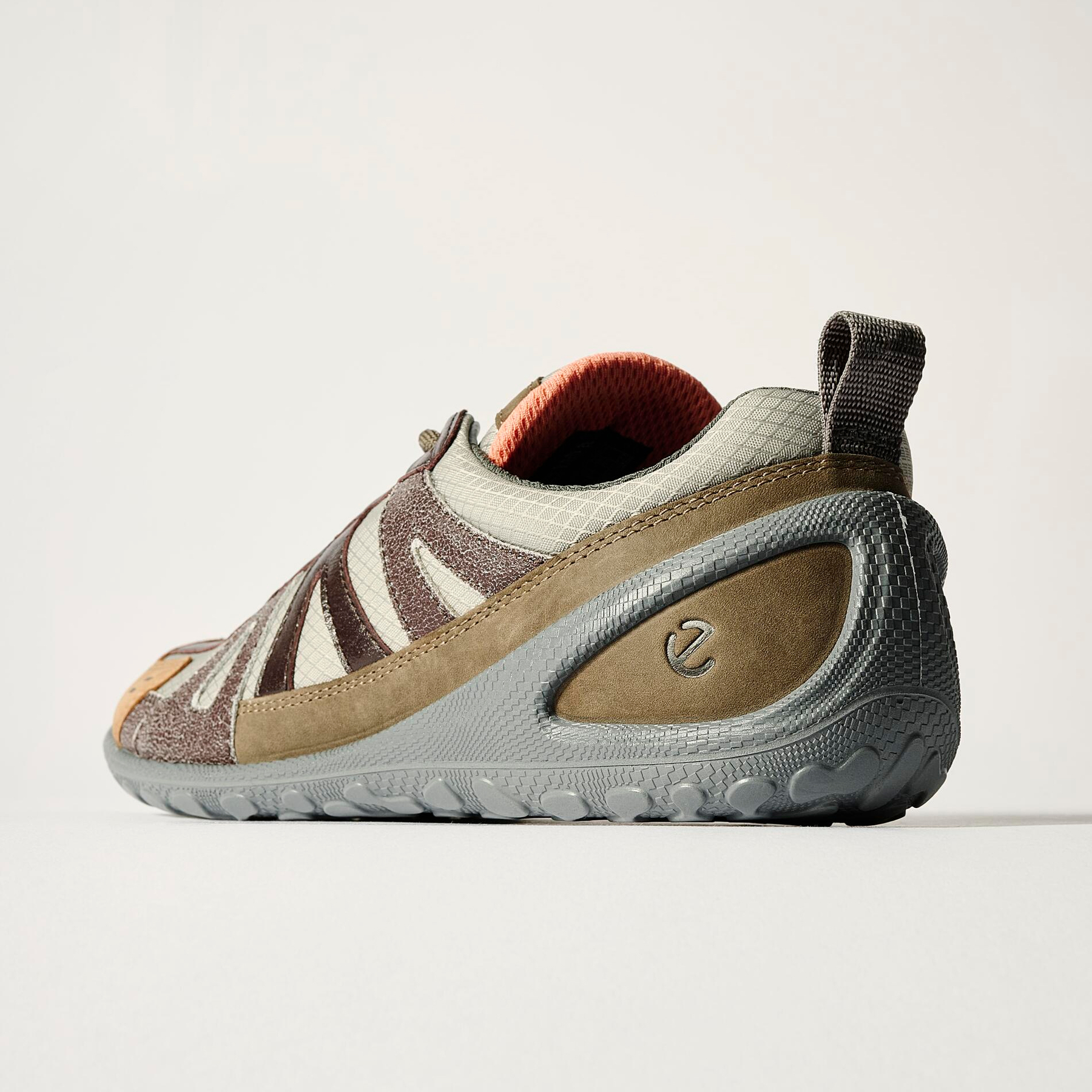 Кроссовки ECCO BIOM LITE W 802433/61336