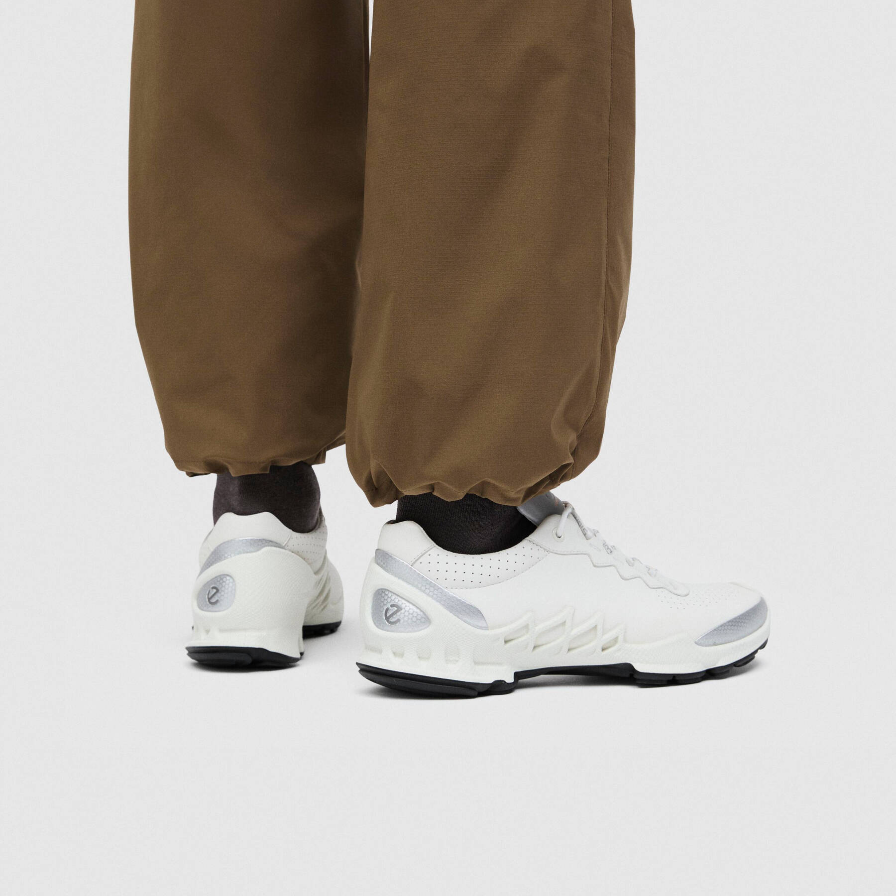 Кроссовки ECCO BIOM AEX M 802874/51366