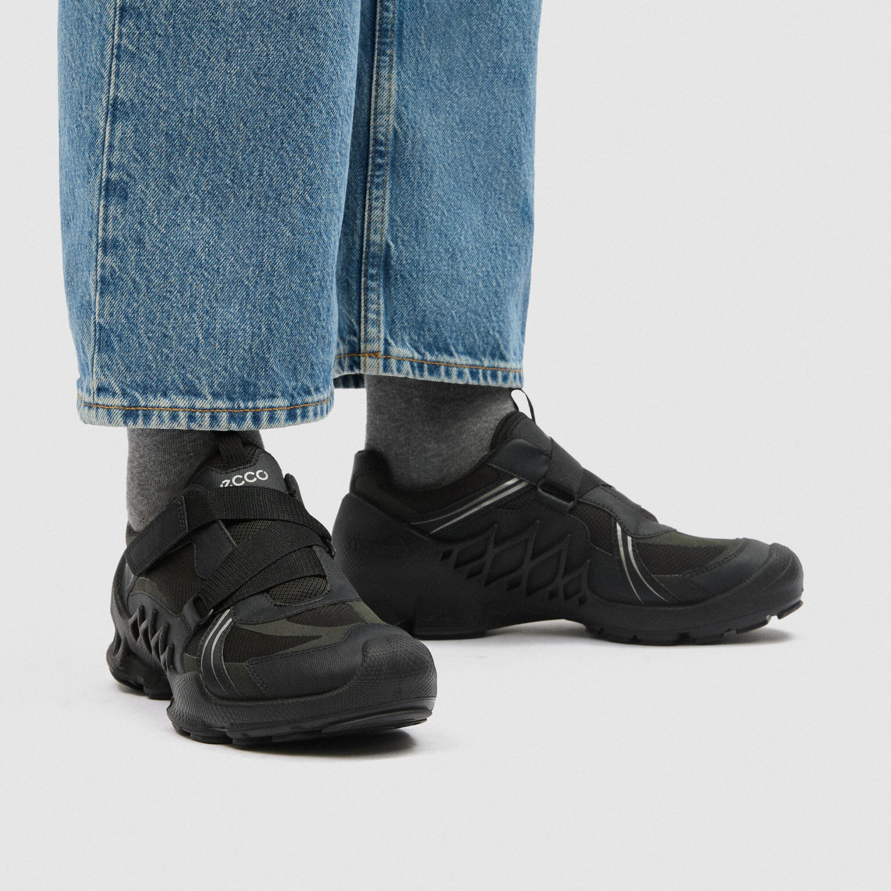 Кроссовки ECCO BIOM AEX W 802913/51094