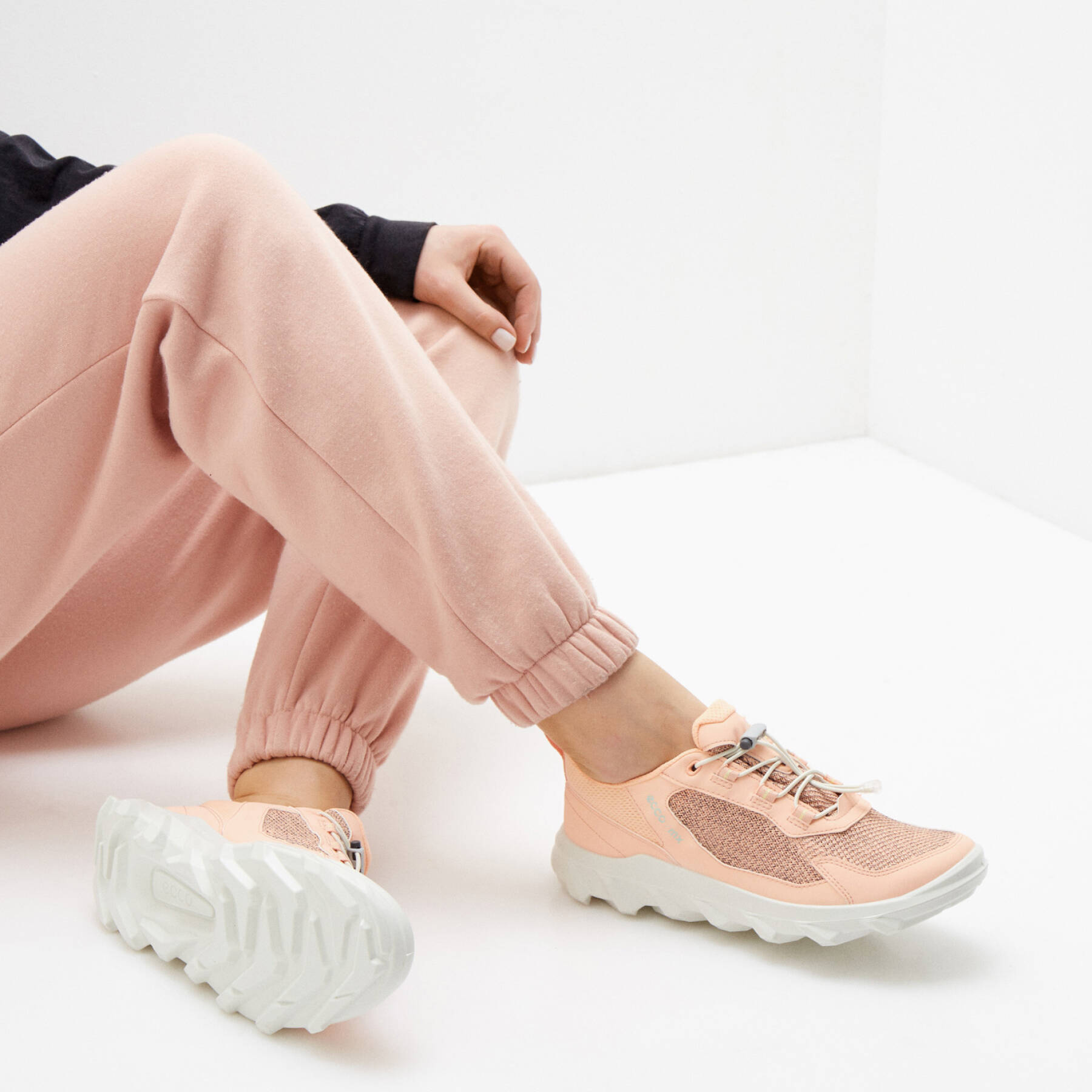 Кроссовки ECCO MX W 820263/60329