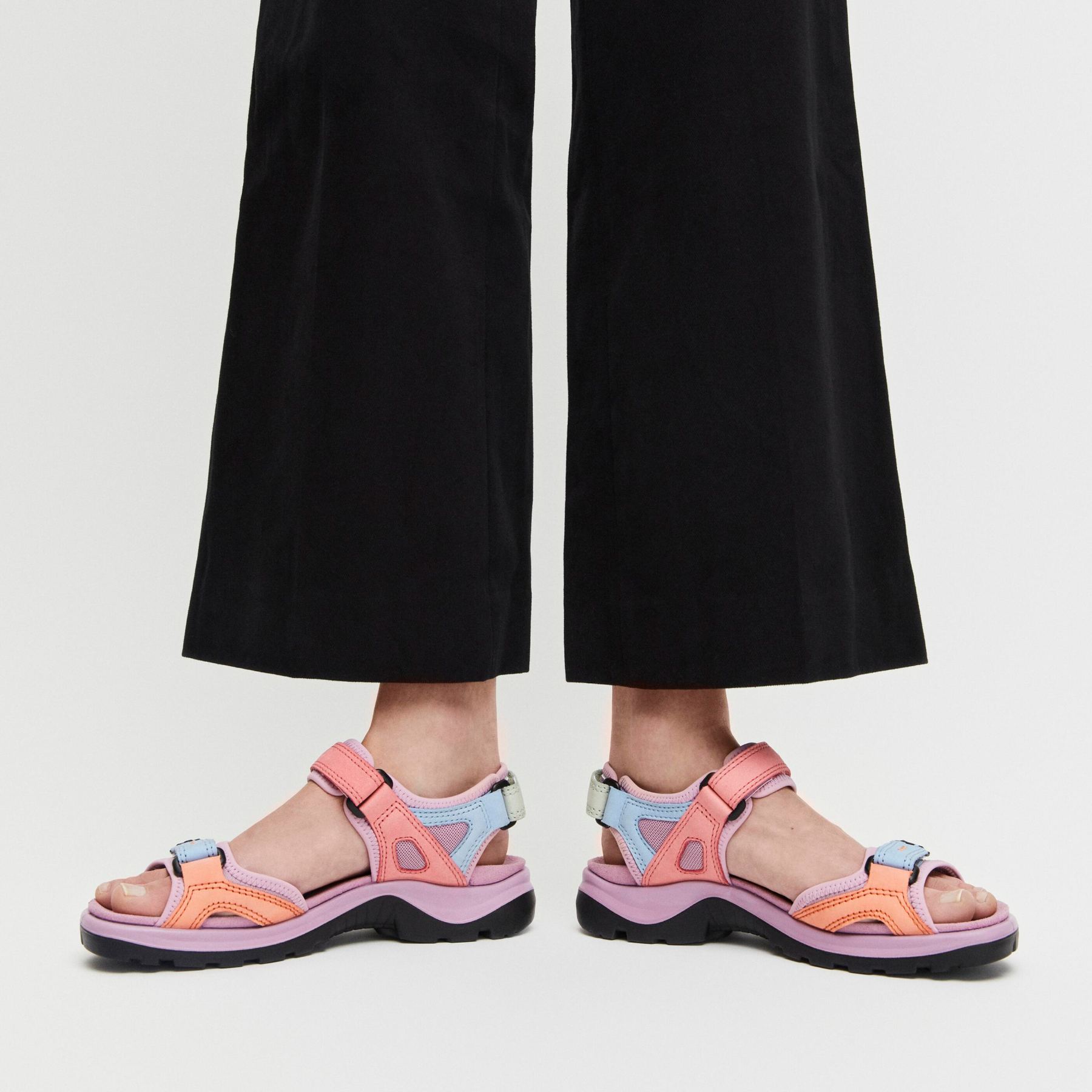 Сандалии ECCO OFFROAD 822083/61015