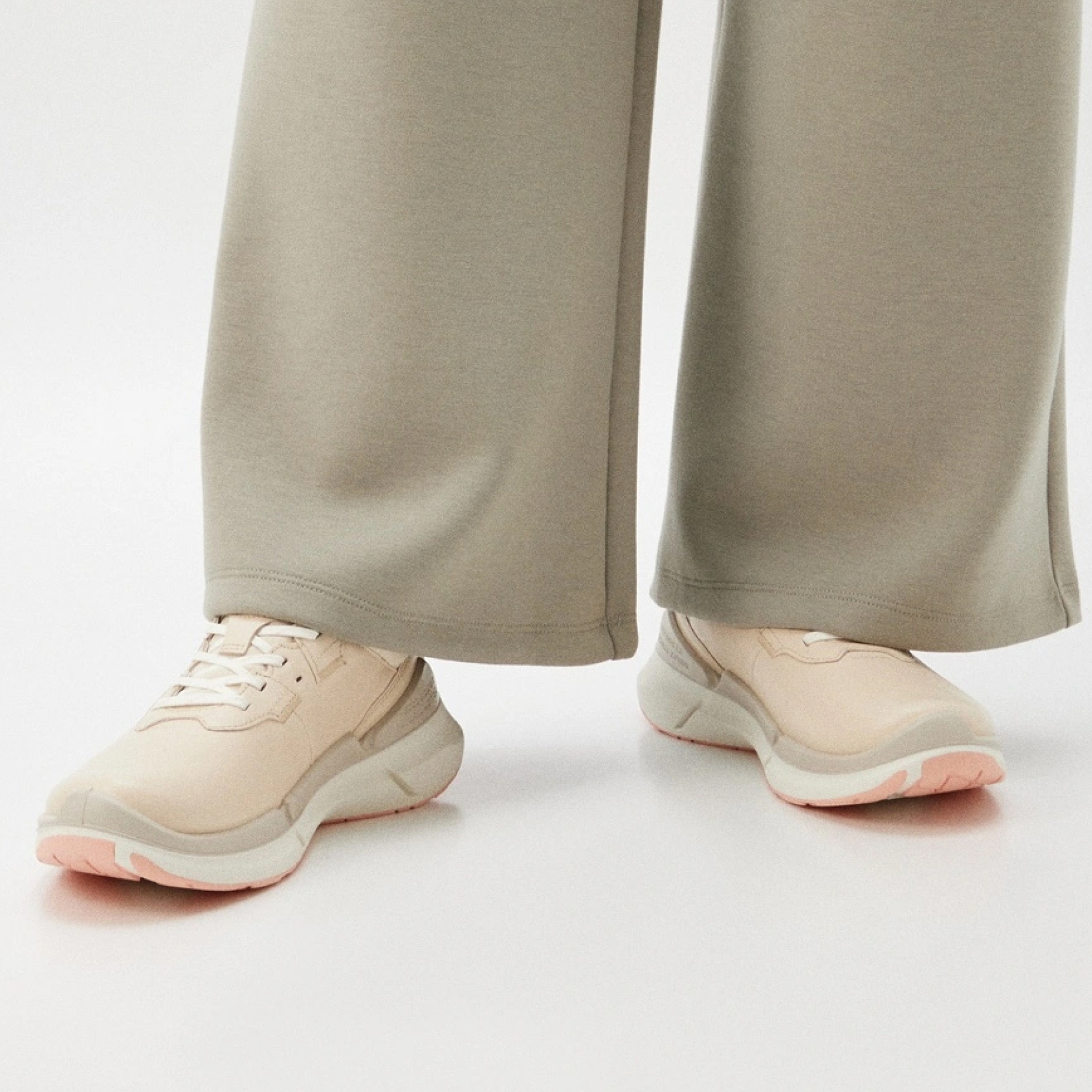 Кроссовки ECCO BIOM 2.2 W 830763/01378