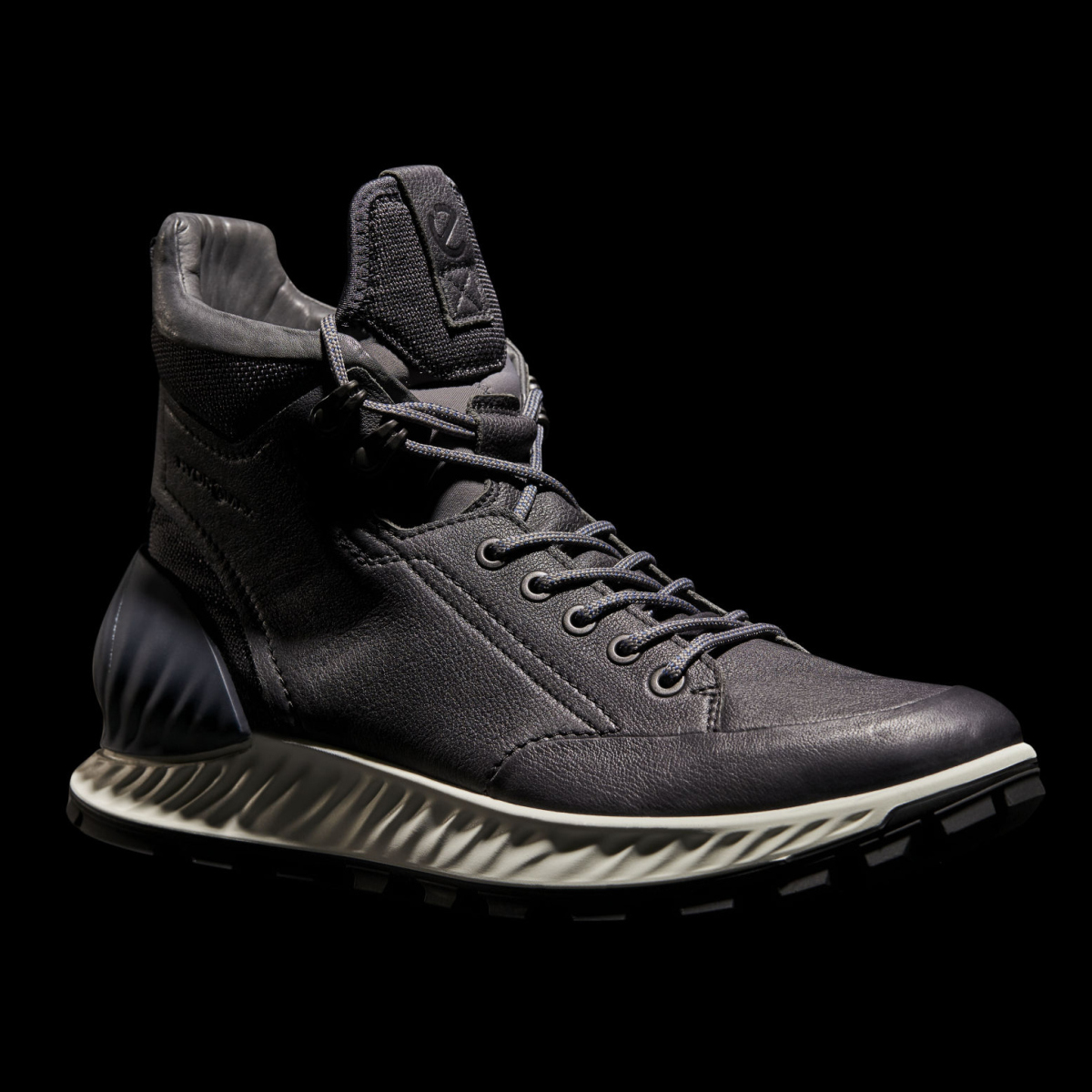 Ботинки ECCO EXOSTRIKE M 832304/01308
