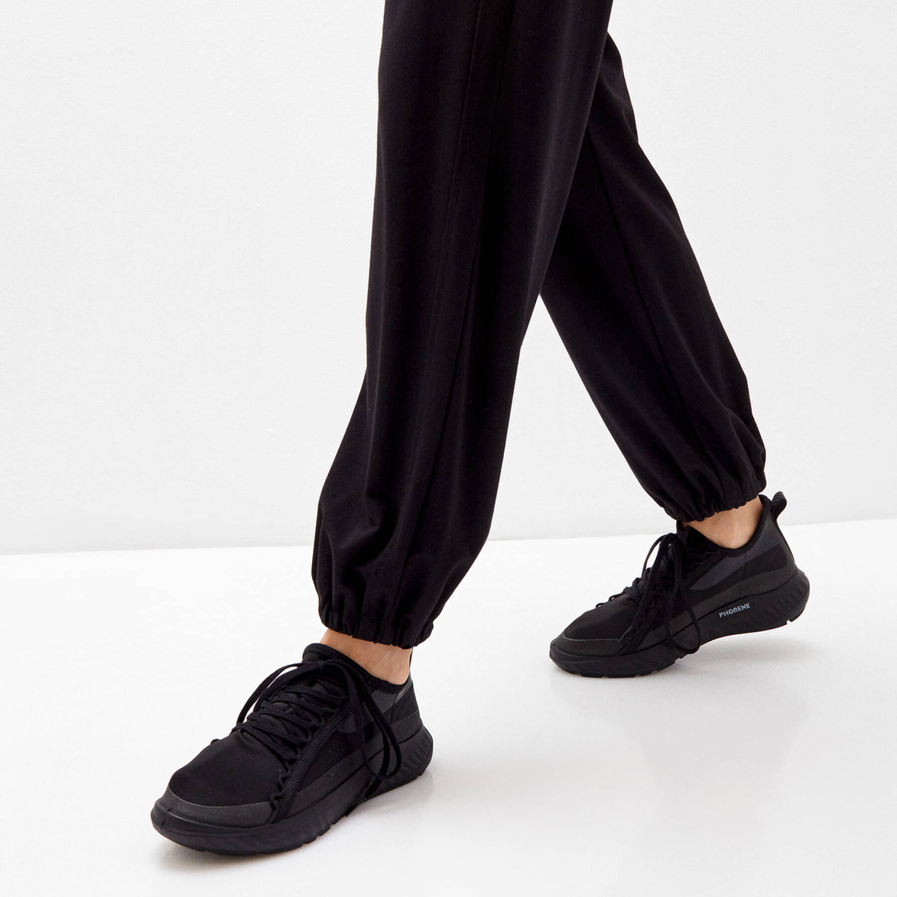 Кроссовки ECCO ATH-1FW 834703/00001