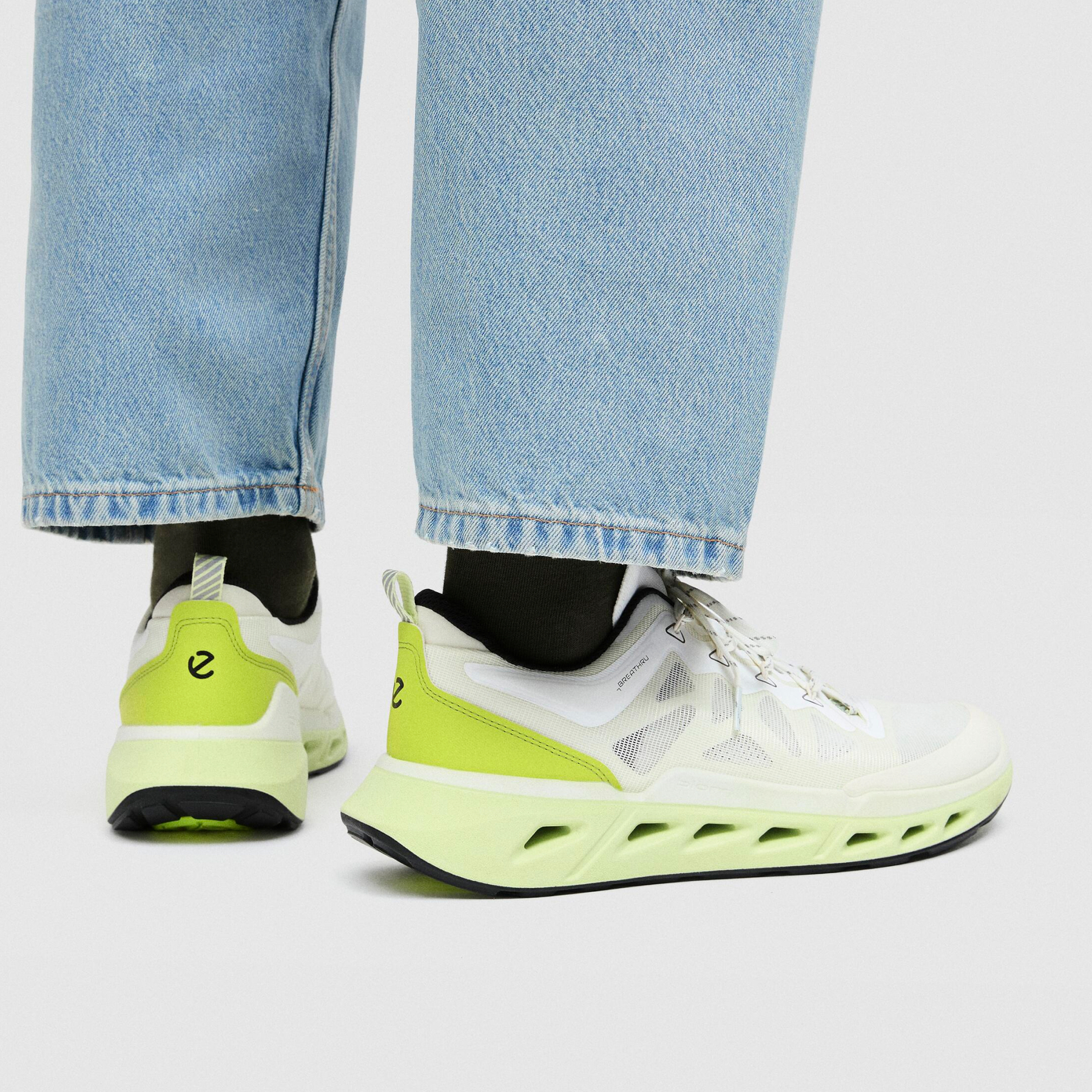 Кроссовки ECCO BIOM 720 M 850314/61646