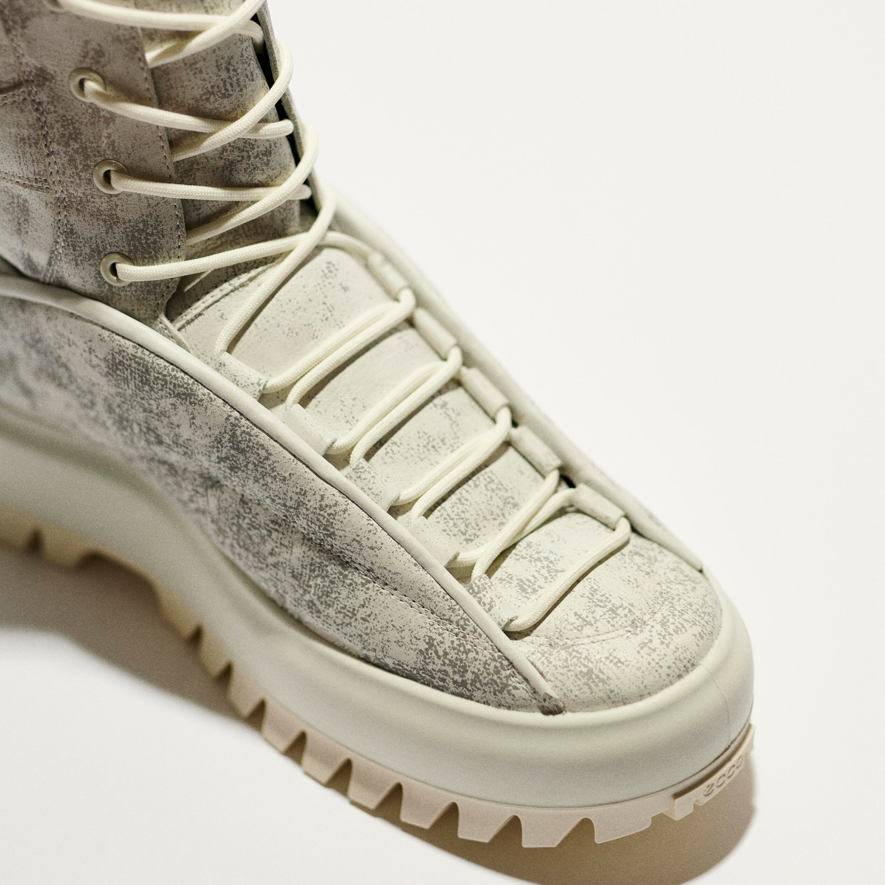 Ботинки ECCO STREET ACE RAL7000 M 860234/50460