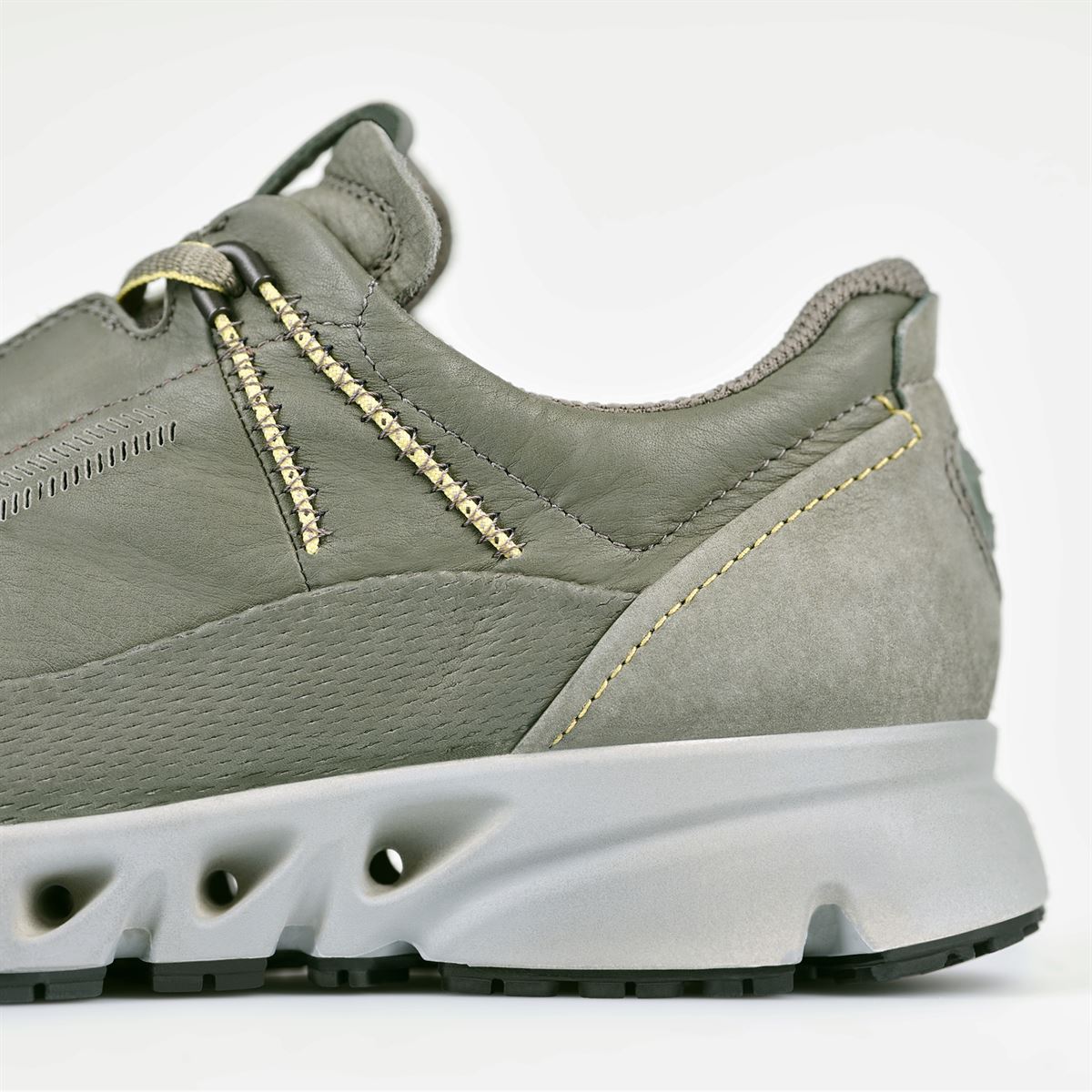 Кроссовки ECCO MULTI-VENT W 880123/01232