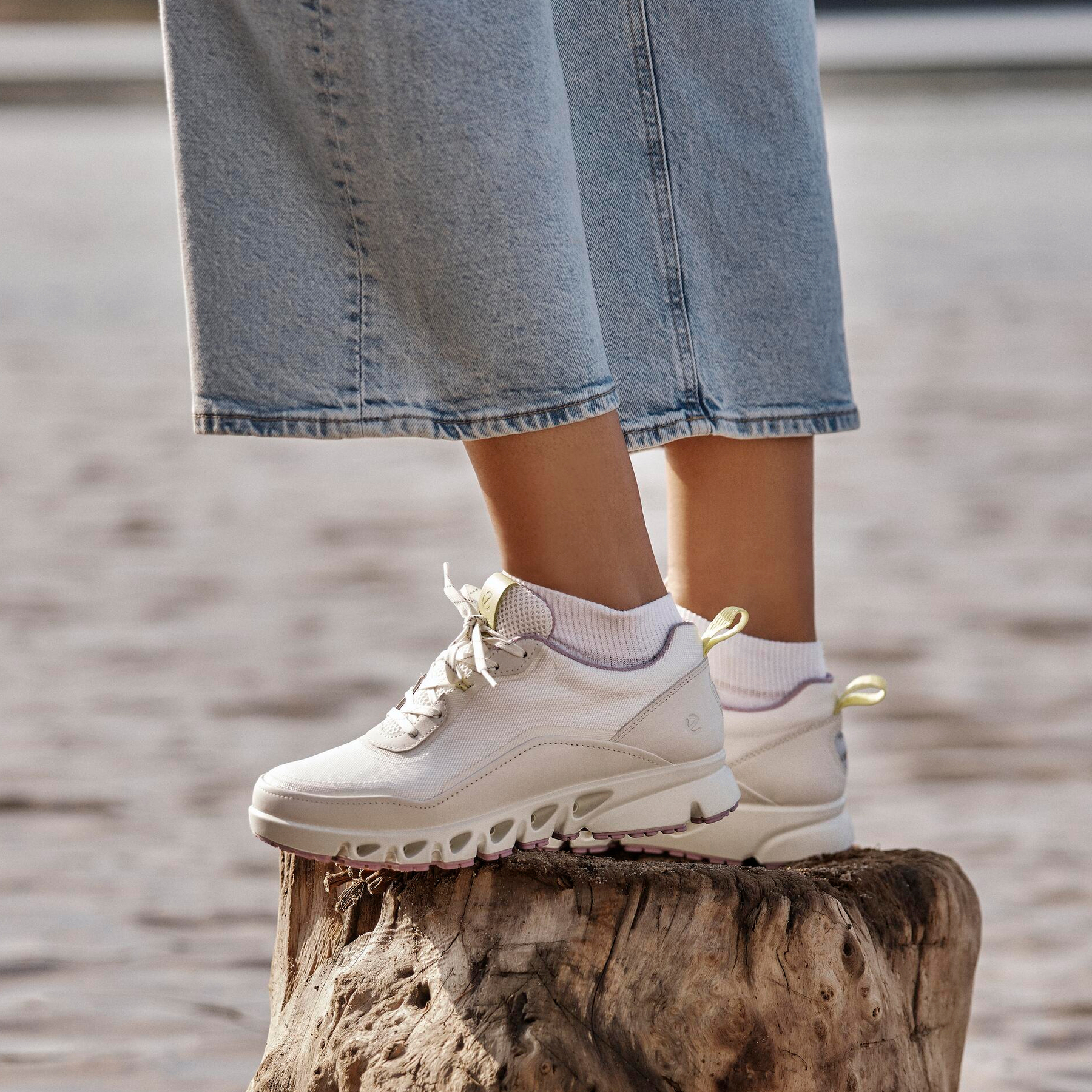 Кроссовки ECCO MULTI-VENT W 880283/61097