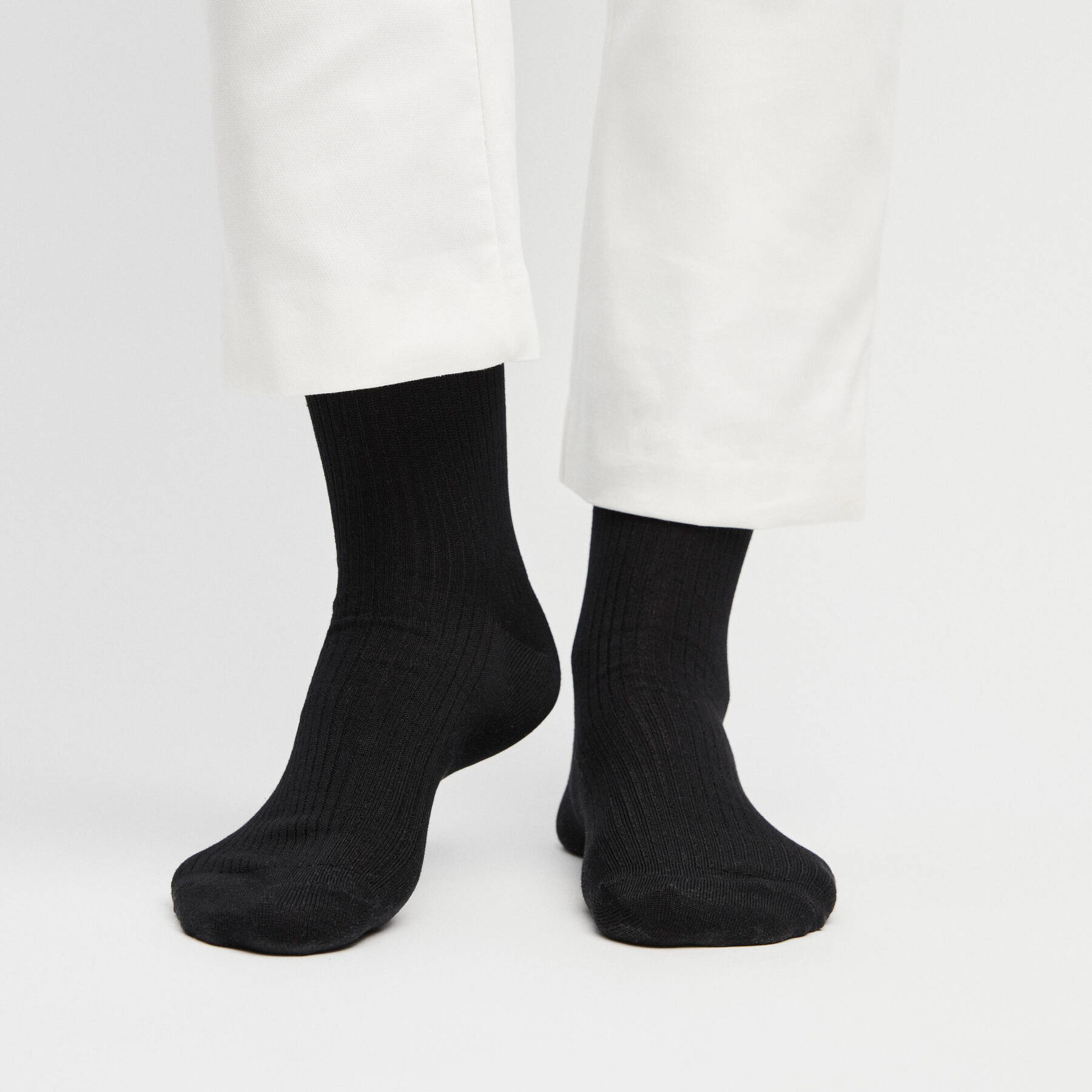 Носки ECCO Vibe Ribbed Mid-Cut 9085625/00101