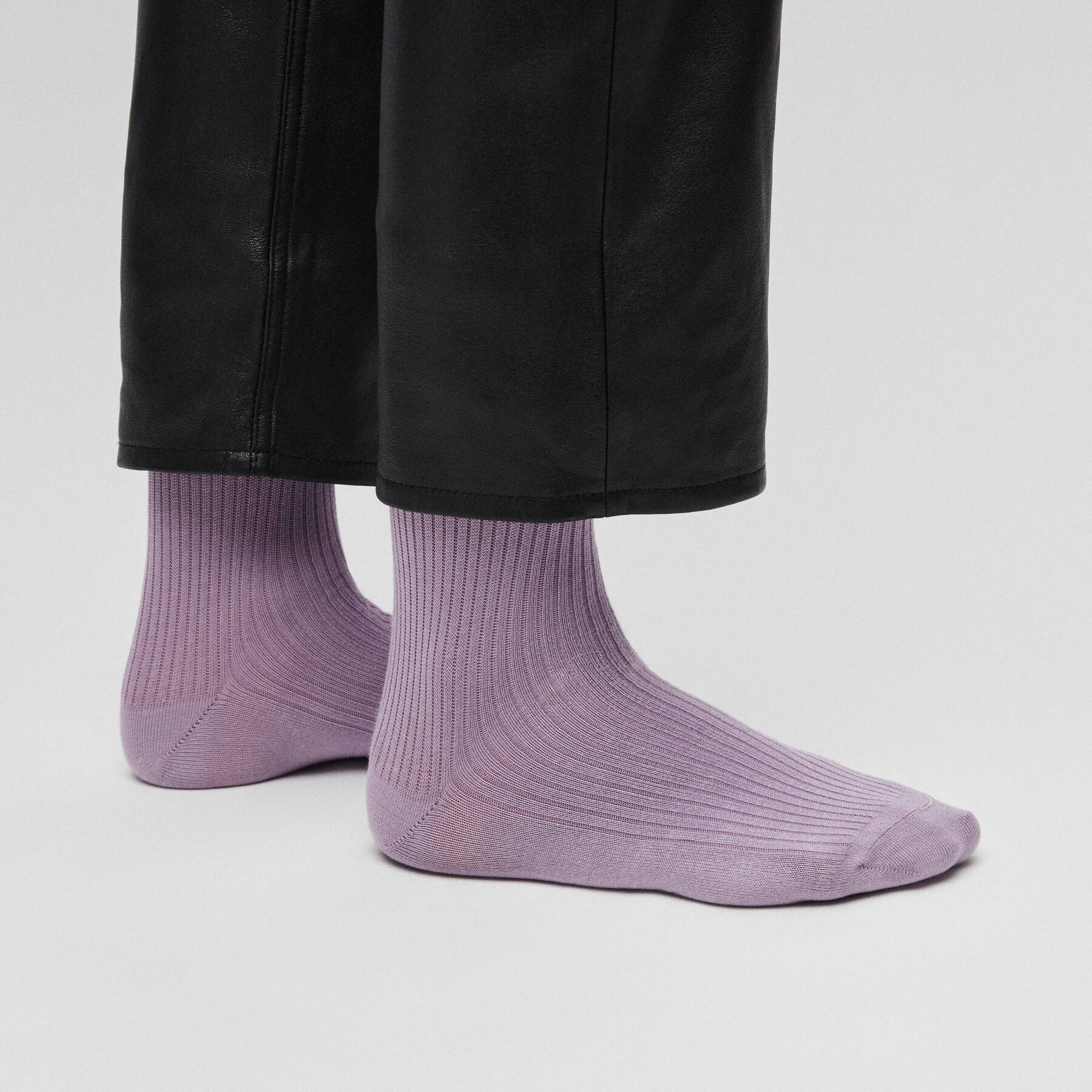 Носки ECCO Vibe Ribbed Mid-Cut 9085625/91320