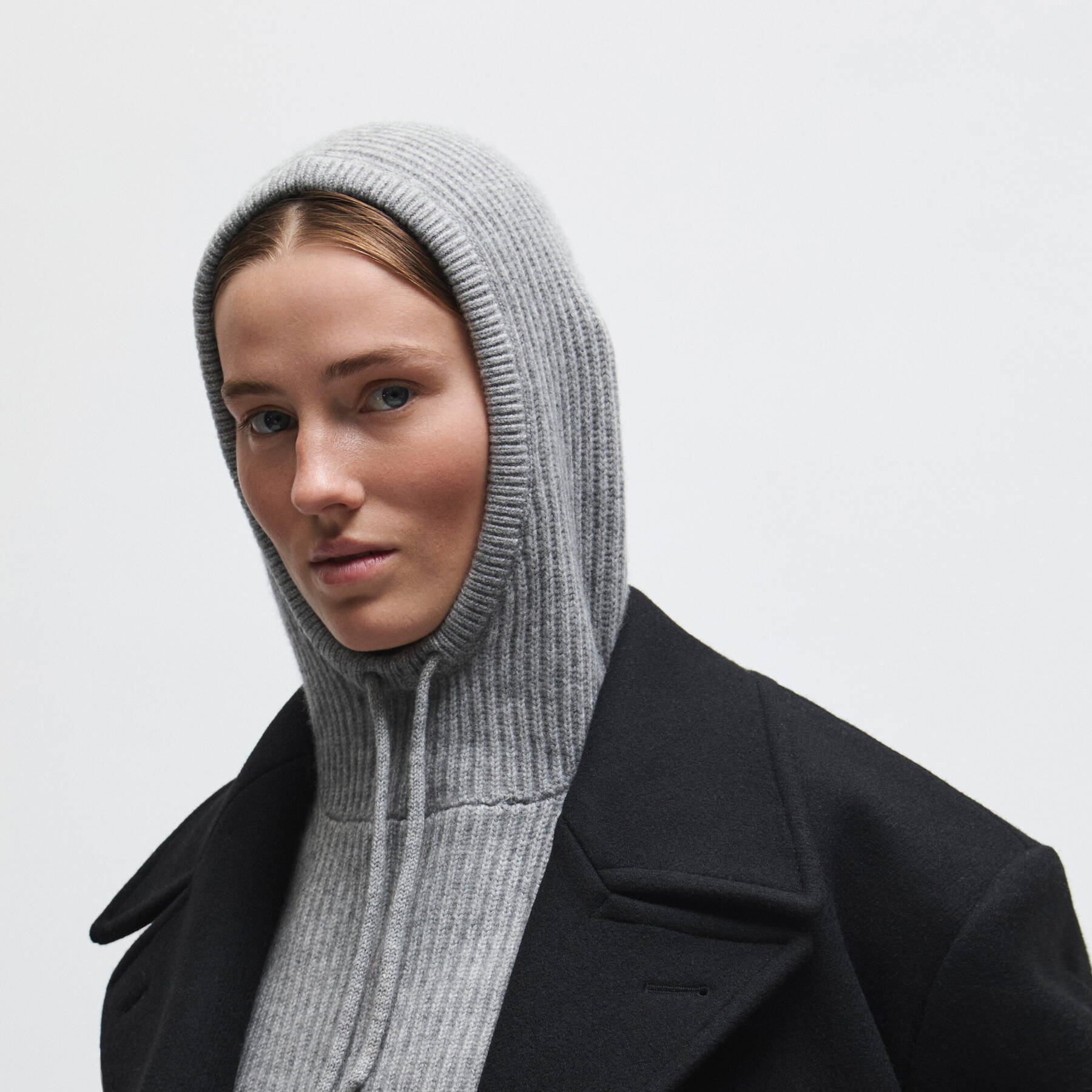 Шапка ECCO Fine Balaclava 9091002/90005