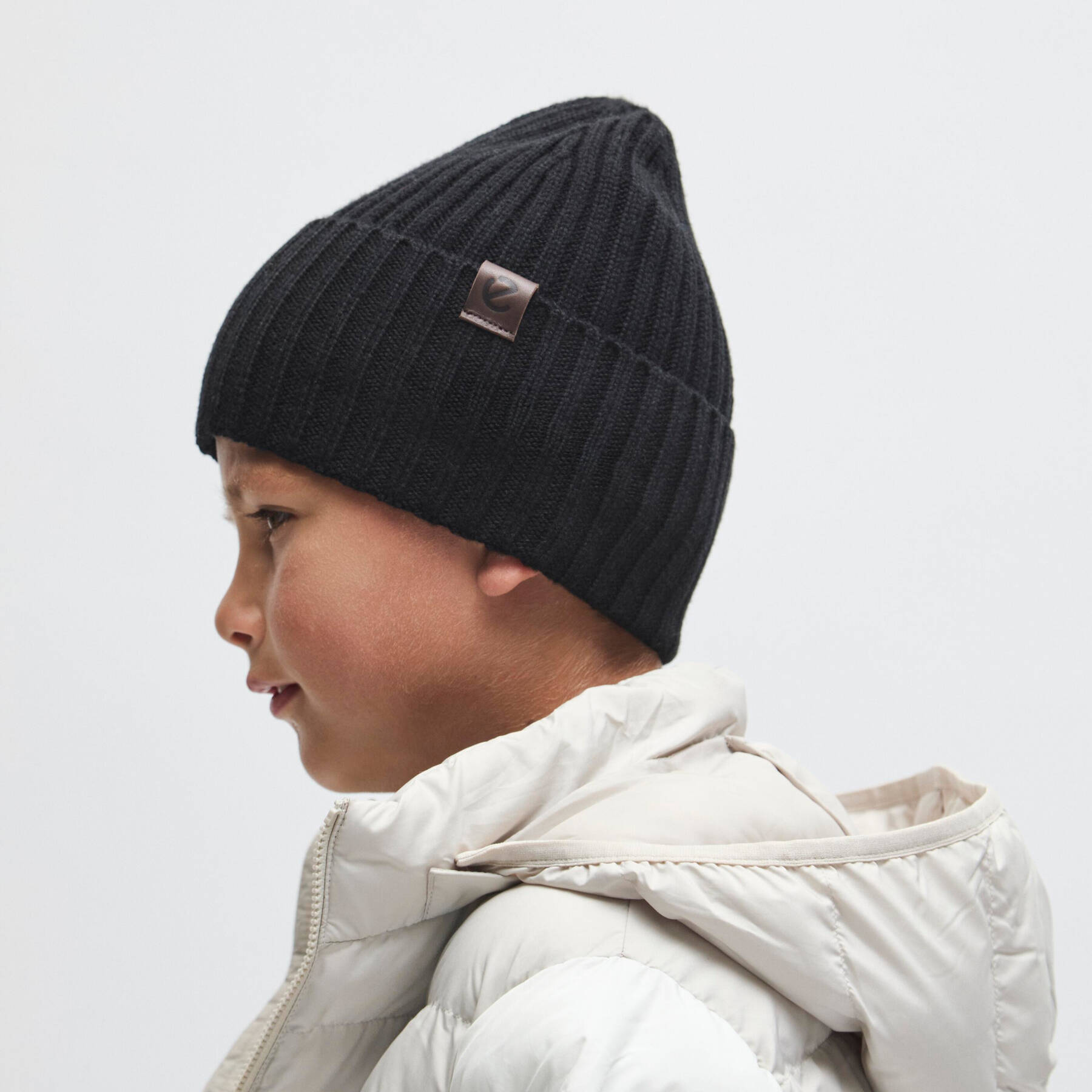 Шапка ECCO Fine Beanie 9092005/00101