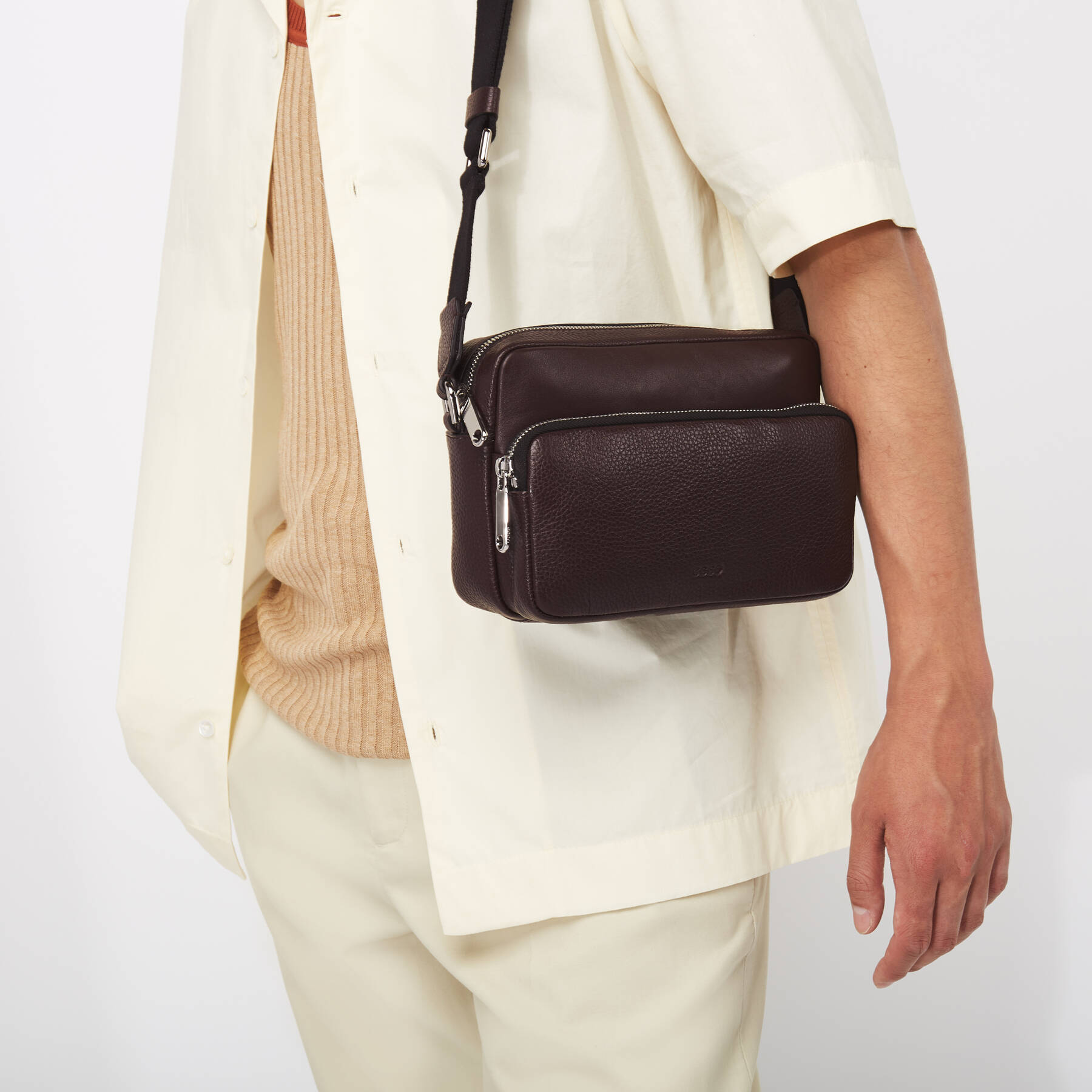 Сумка ECCO Textureblock Camera Bag 9105812/91042