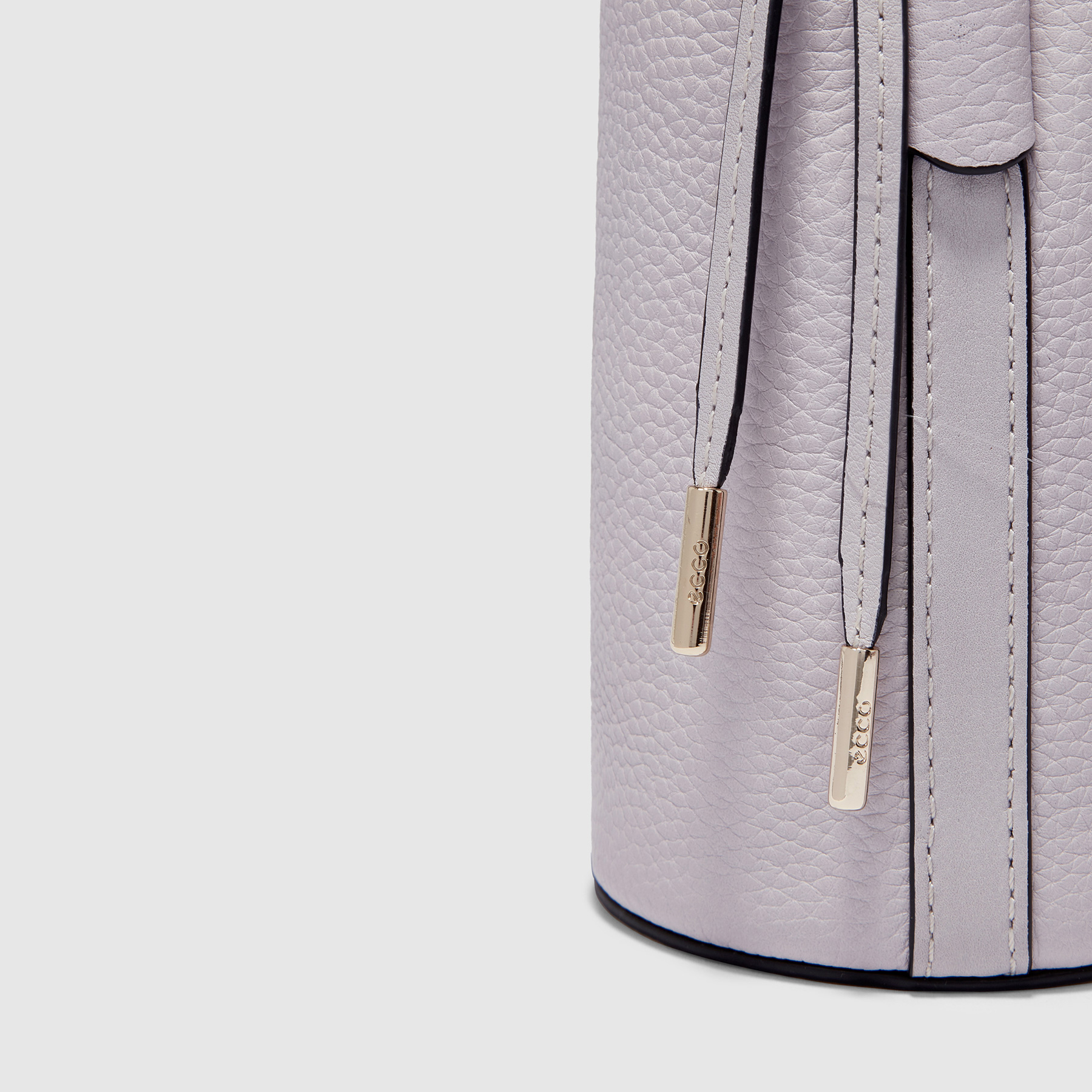 Сумка ECCO Textureblock Bottle Bag 9105819/90908