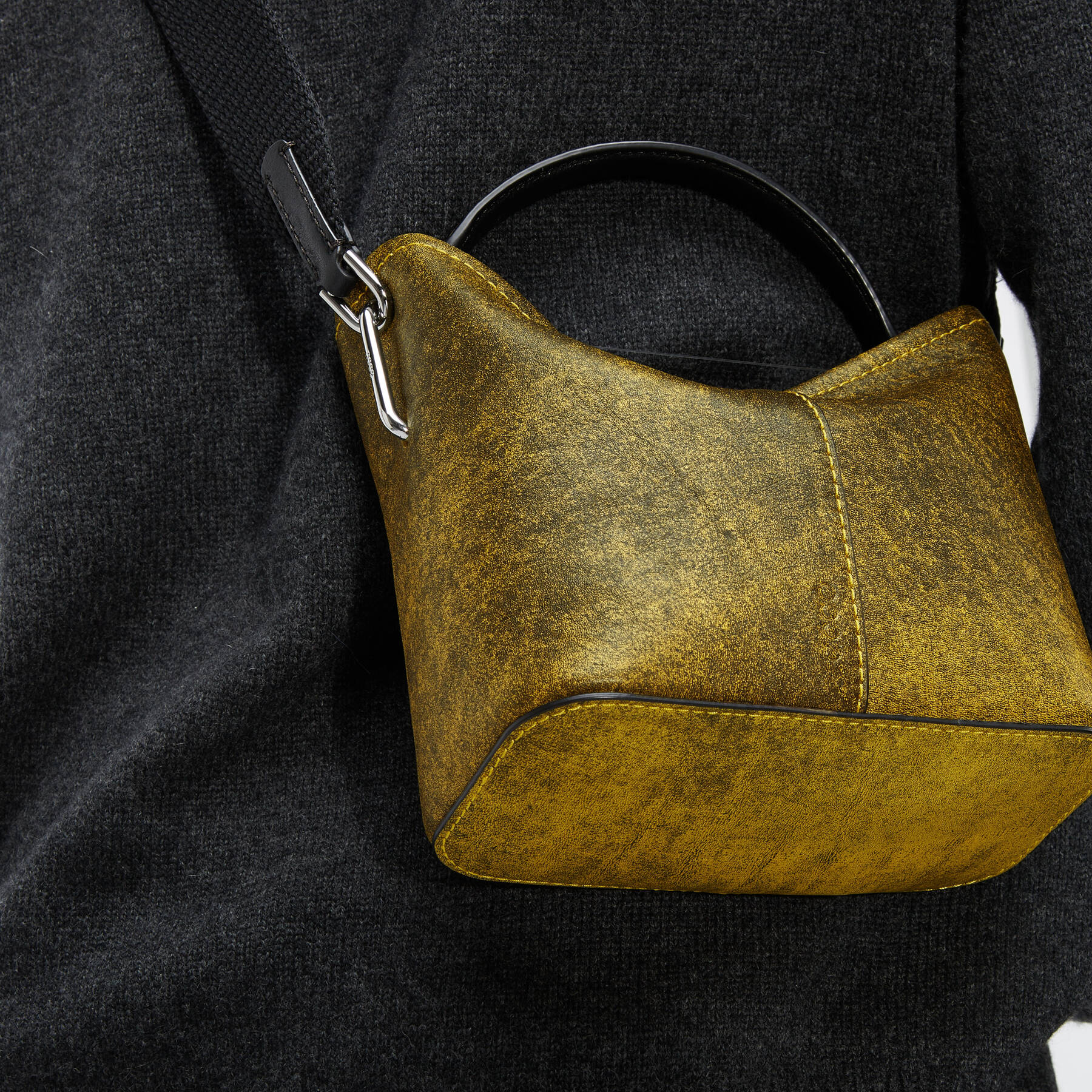 Сумка кросс-боди ECCO Takeaway 9107615/91181