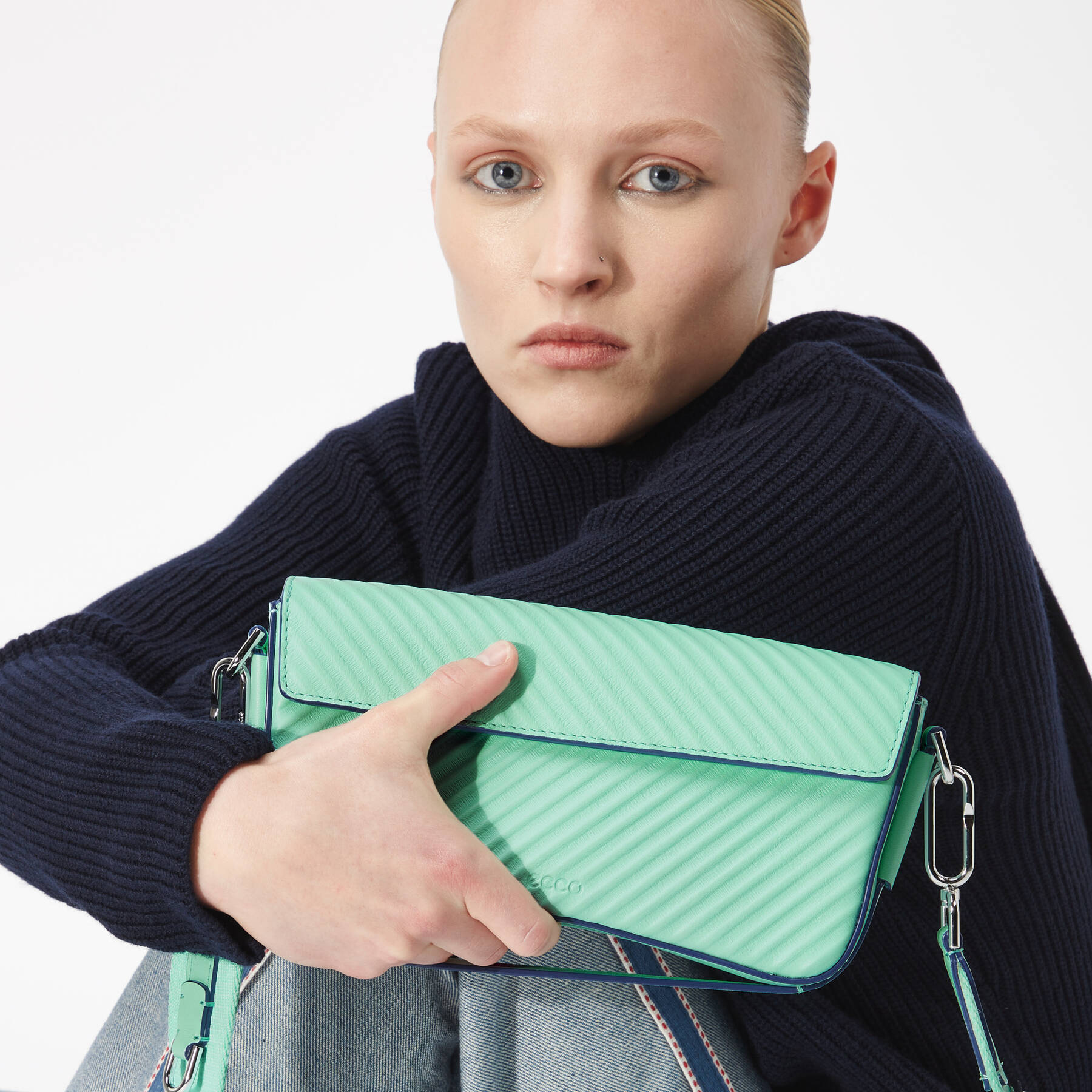 Сумка кросс-боди ECCO Pinch Bag 9107637/91187