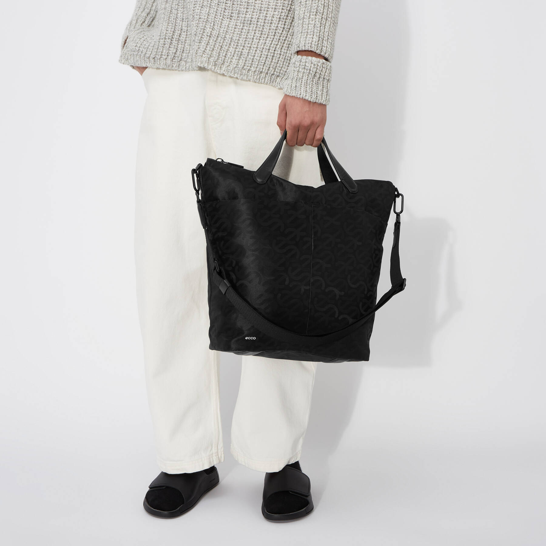 Сумка ECCO Tote 9107667/90000